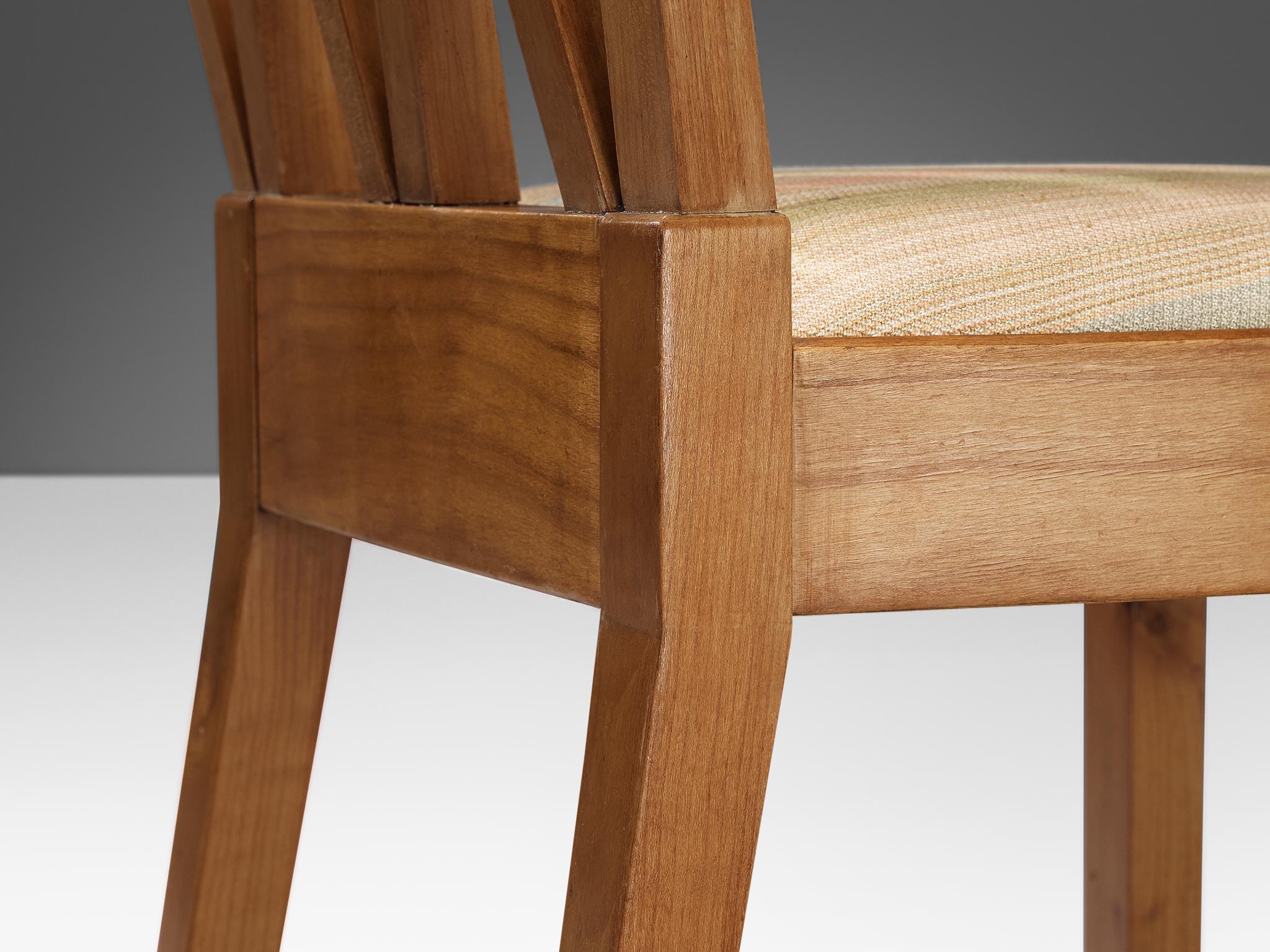 Ugo Cara Chair with Geometrical Back in Cherry Wood In Good Condition In Waalwijk, NL