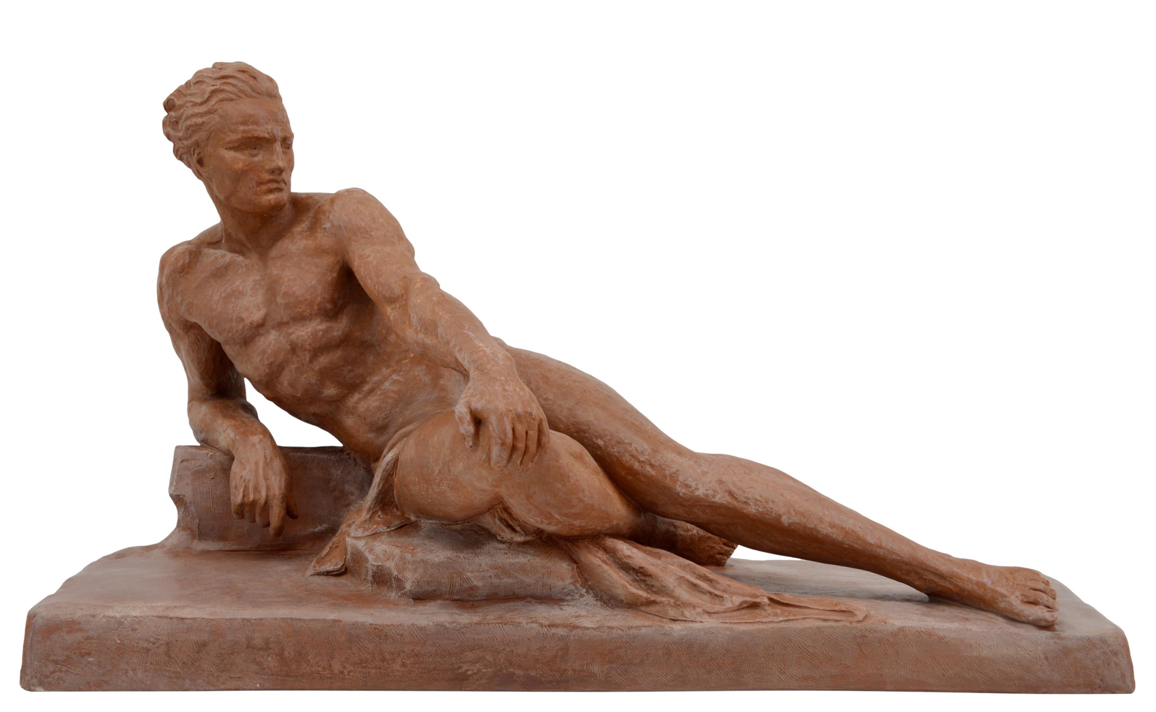Sculpture française en terre cuite de style Art déco par Ugo Cipriani (1887-1960), France, années 1930. Homme. Largeur : 24.6