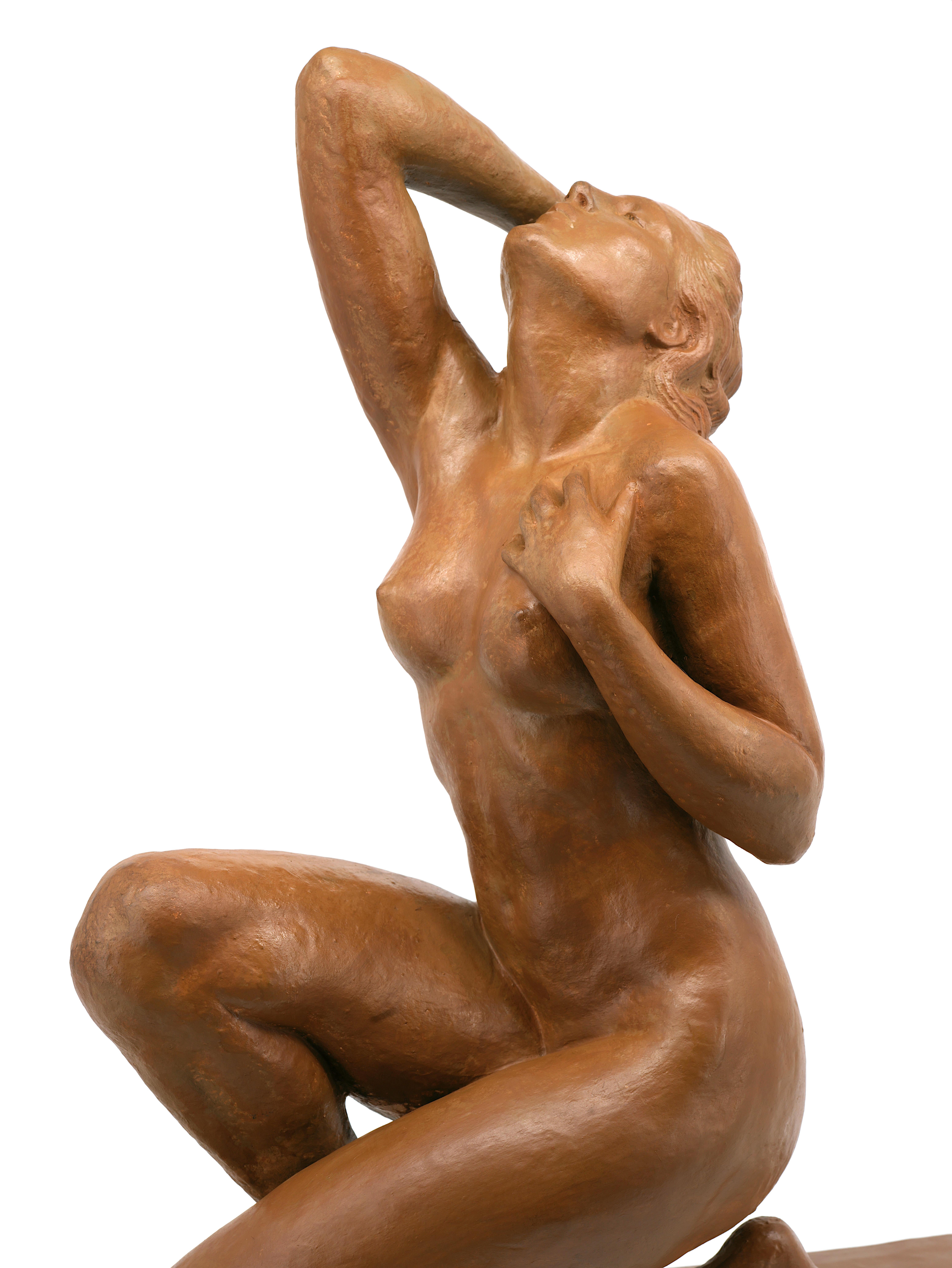 Ugo Cipriani Terracotta Naked Woman, 1920 For Sale 1