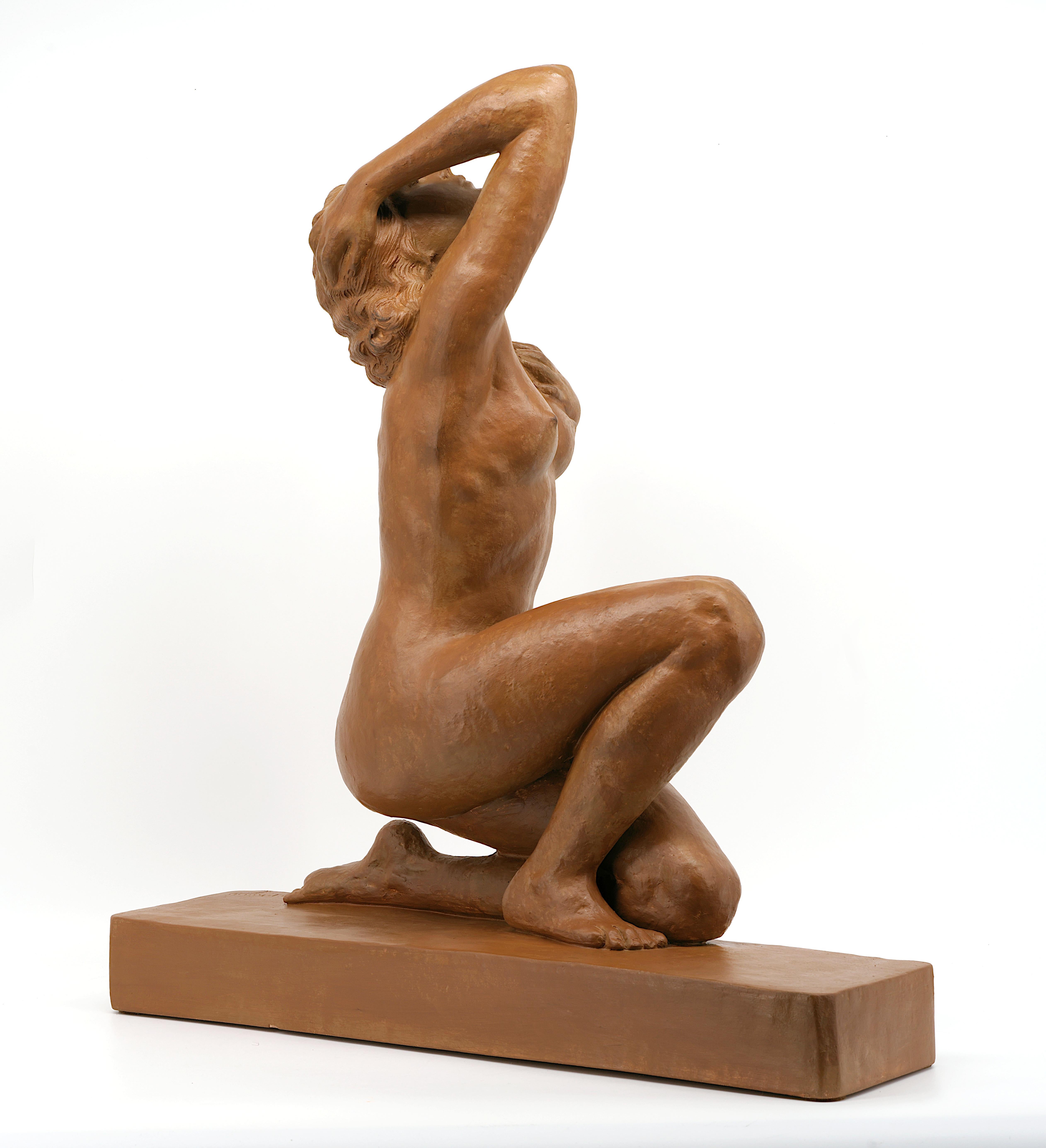 Ugo Cipriani Terracotta Naked Woman, 1920 For Sale 4