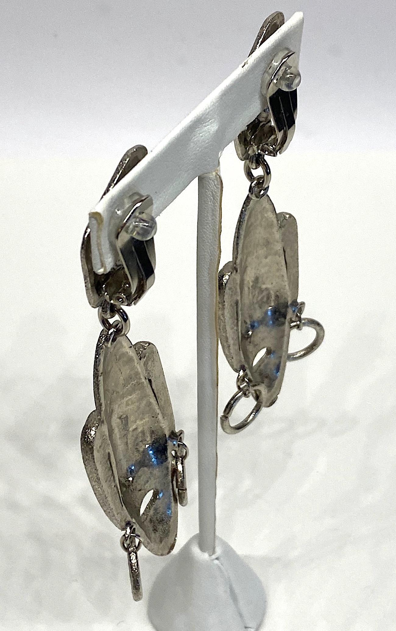 Ugo Correani 1980s Abstract Face Pendant Earrings 5