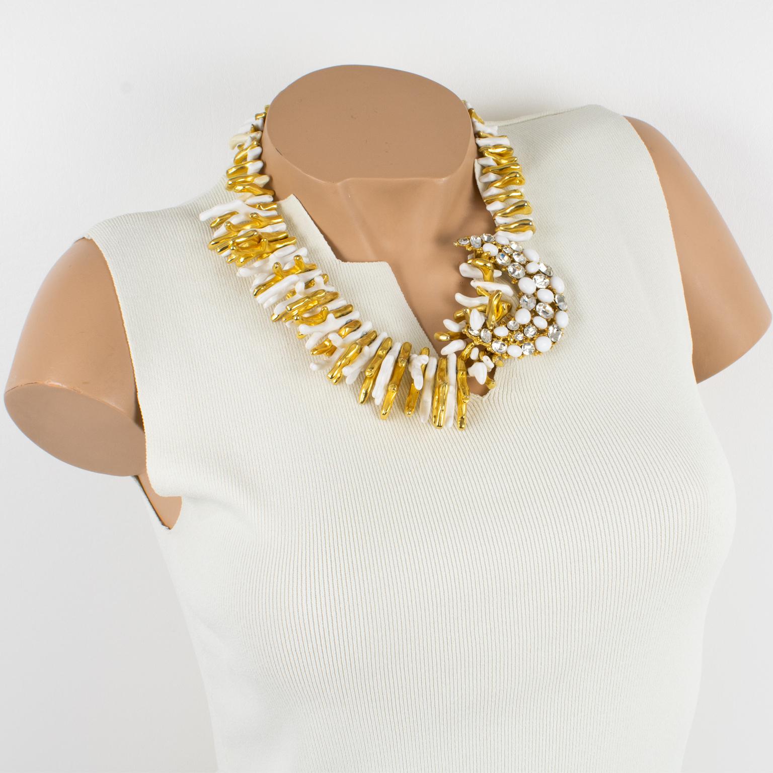 Collar gargantilla Ugo Correani en oro y blanco con medallón enjoyado en Bueno estado para la venta en Atlanta, GA
