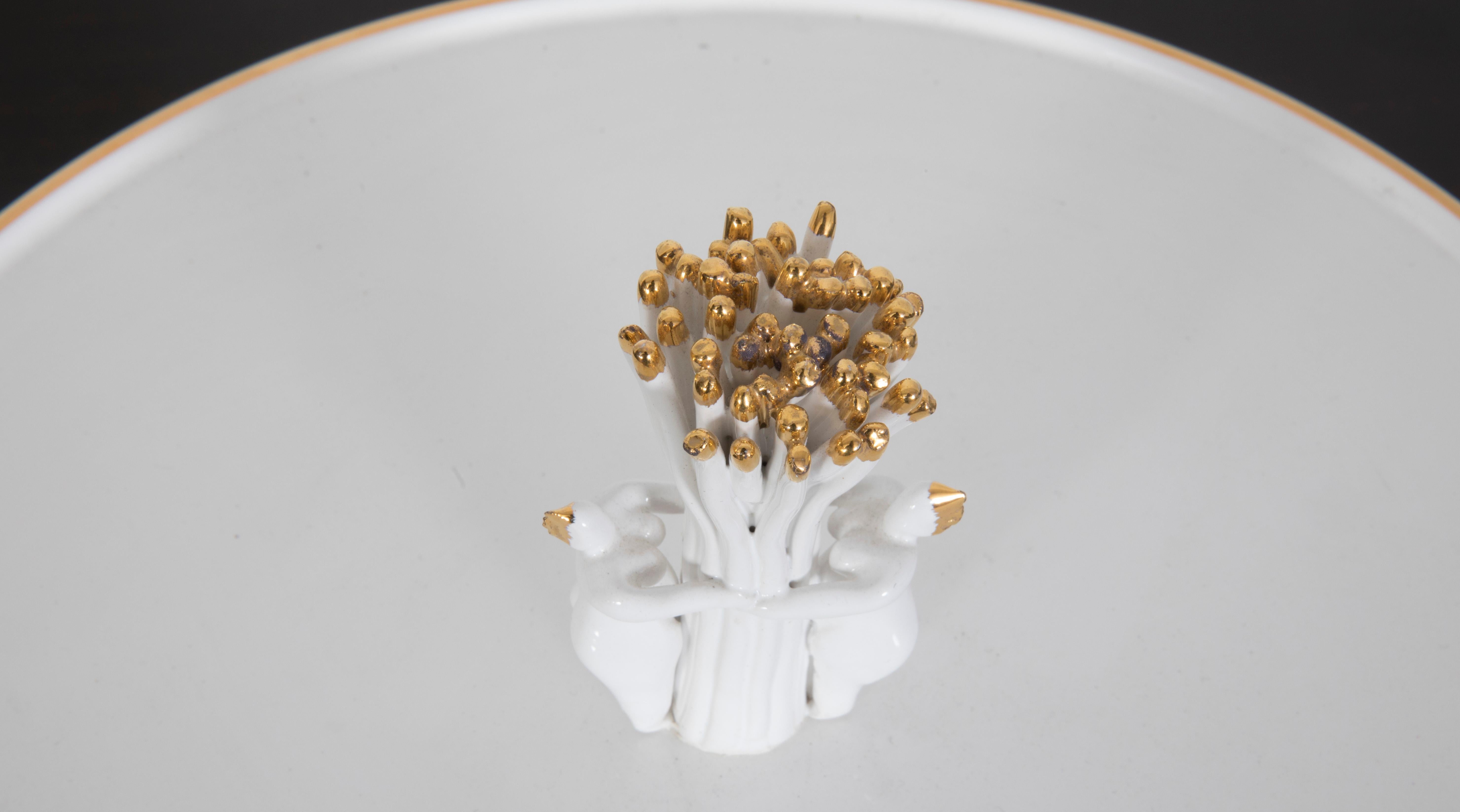 Italian Ugo La Pietra Ceramic Serving Plate White and Gold for Ceranima, 2000s For Sale