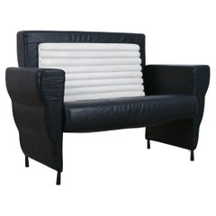 Ugo La Pietra for Busnelli Flessuosa Black and White Leather Sofa, Italy 1985