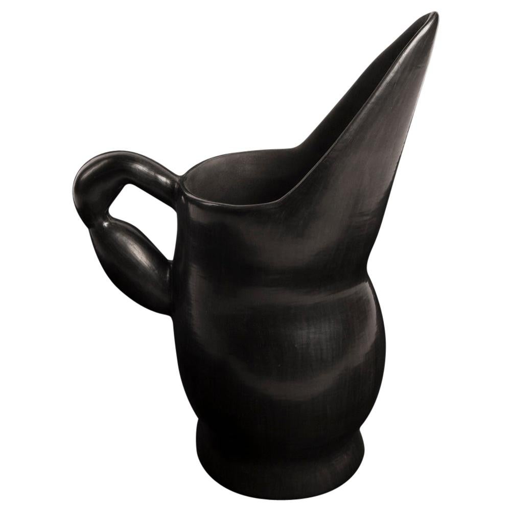 ""Force intérieure"" Vase étrusque Bucchero en céramique noire fait à la main #17 en vente