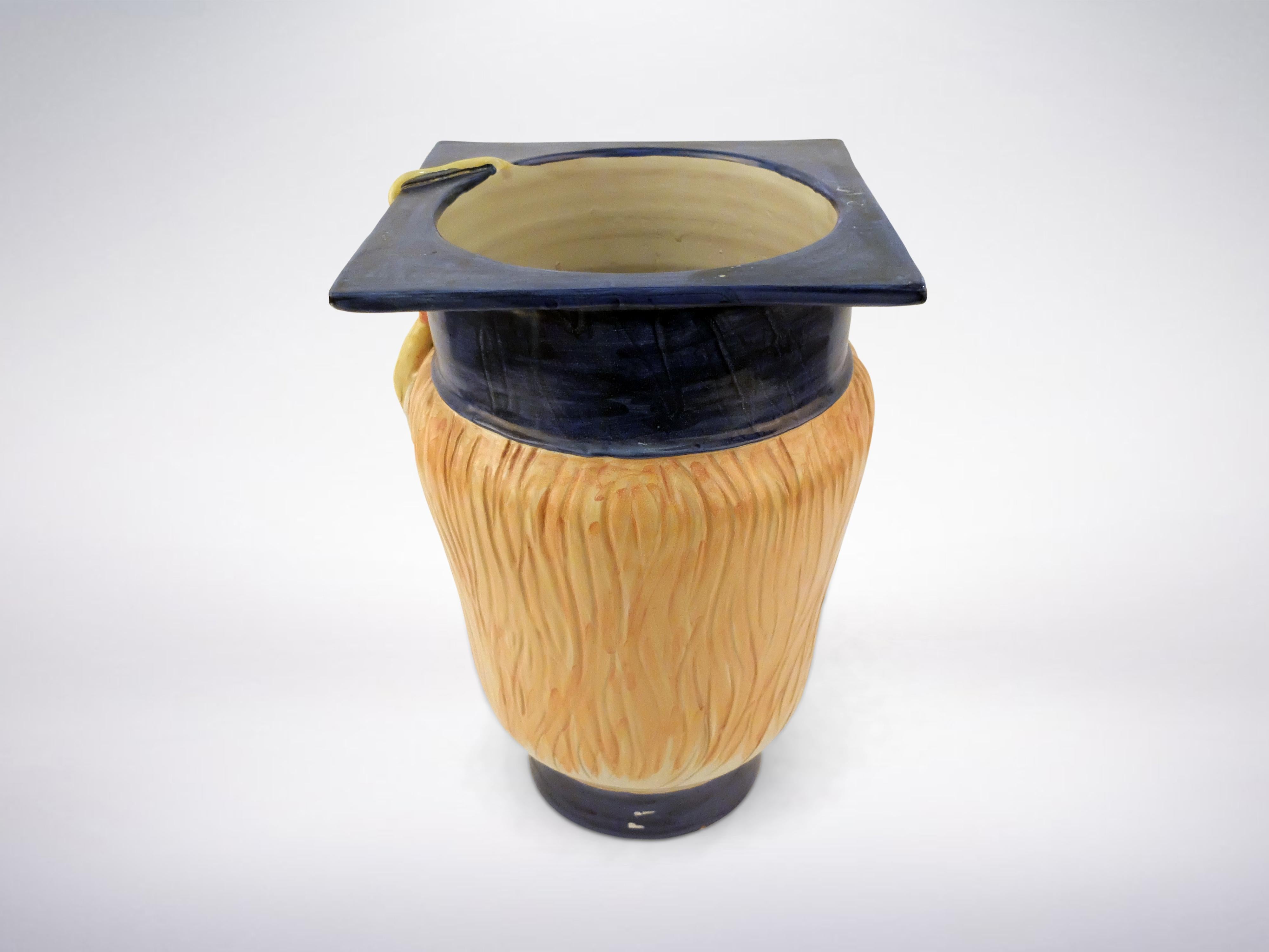 italien Ugo La Pietra, Vase en porcelaine « Avvocato », 2010 en vente