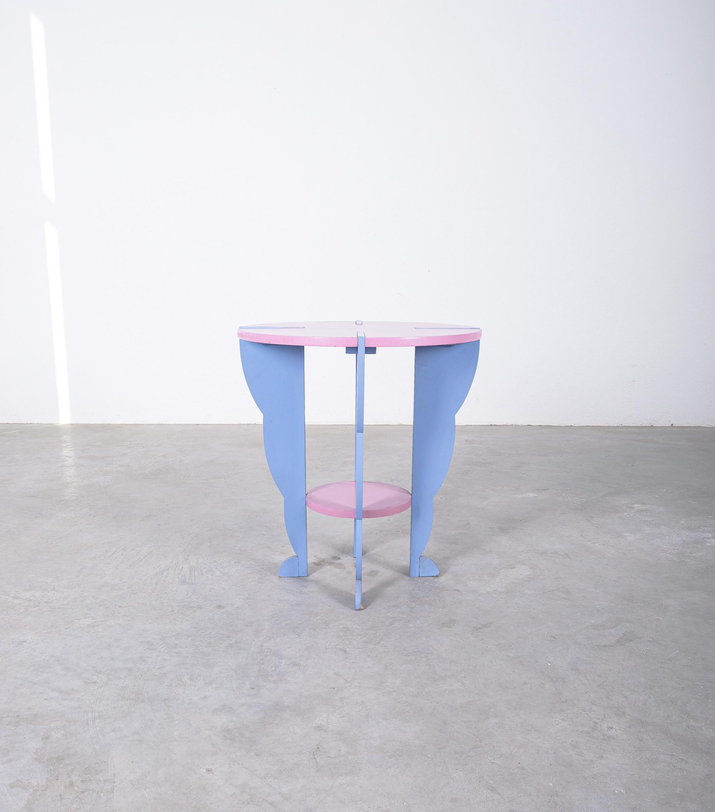 Ugo La Pietra Mesa Auxiliar Serie Flessuosa Busnelli Italia, Post Moderna 1985 Posmoderno en venta