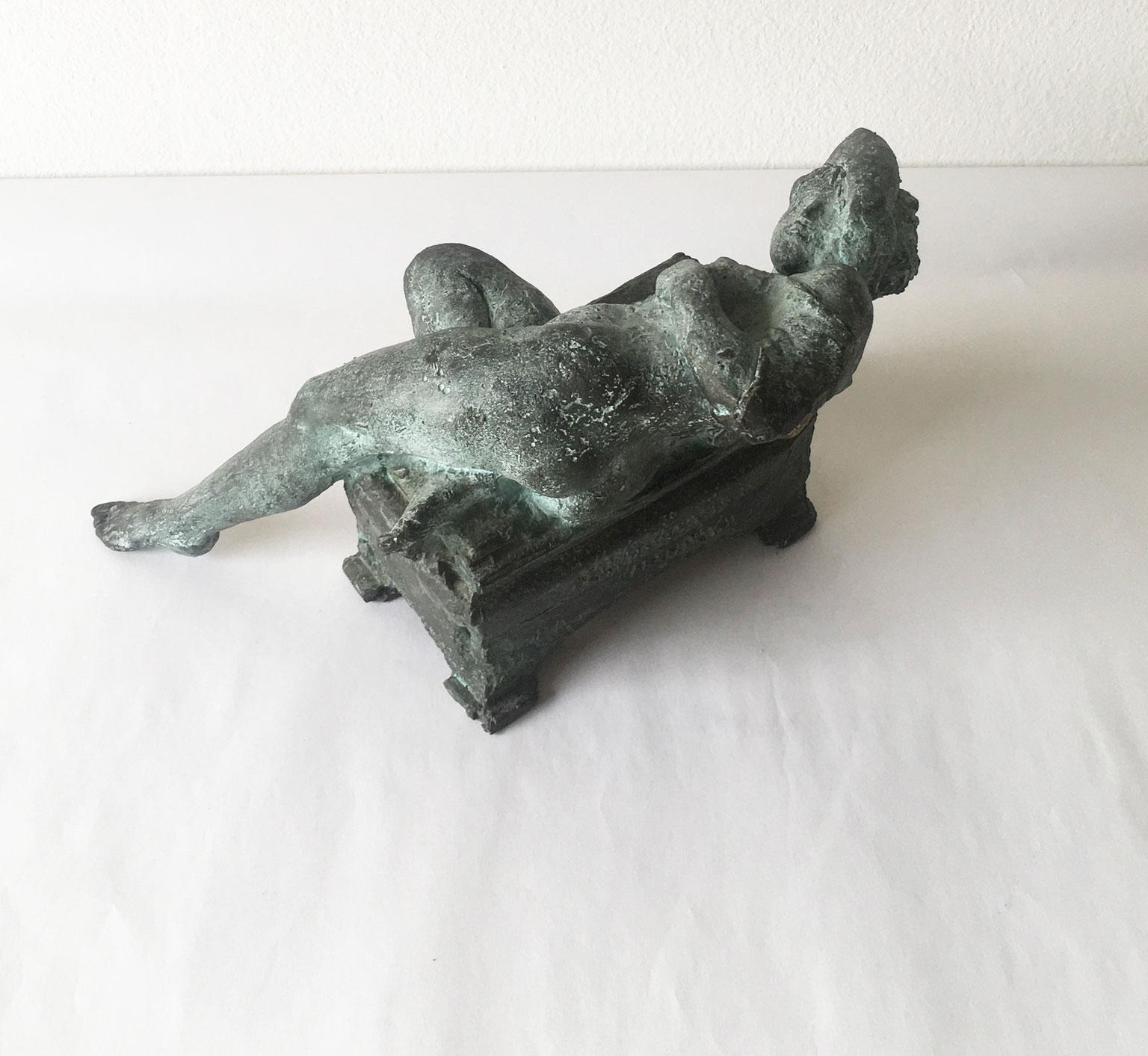 Con Gli Occhi Nelle Stelle 2006 Italia Escultura de bronce de Ugo Riva en venta 8