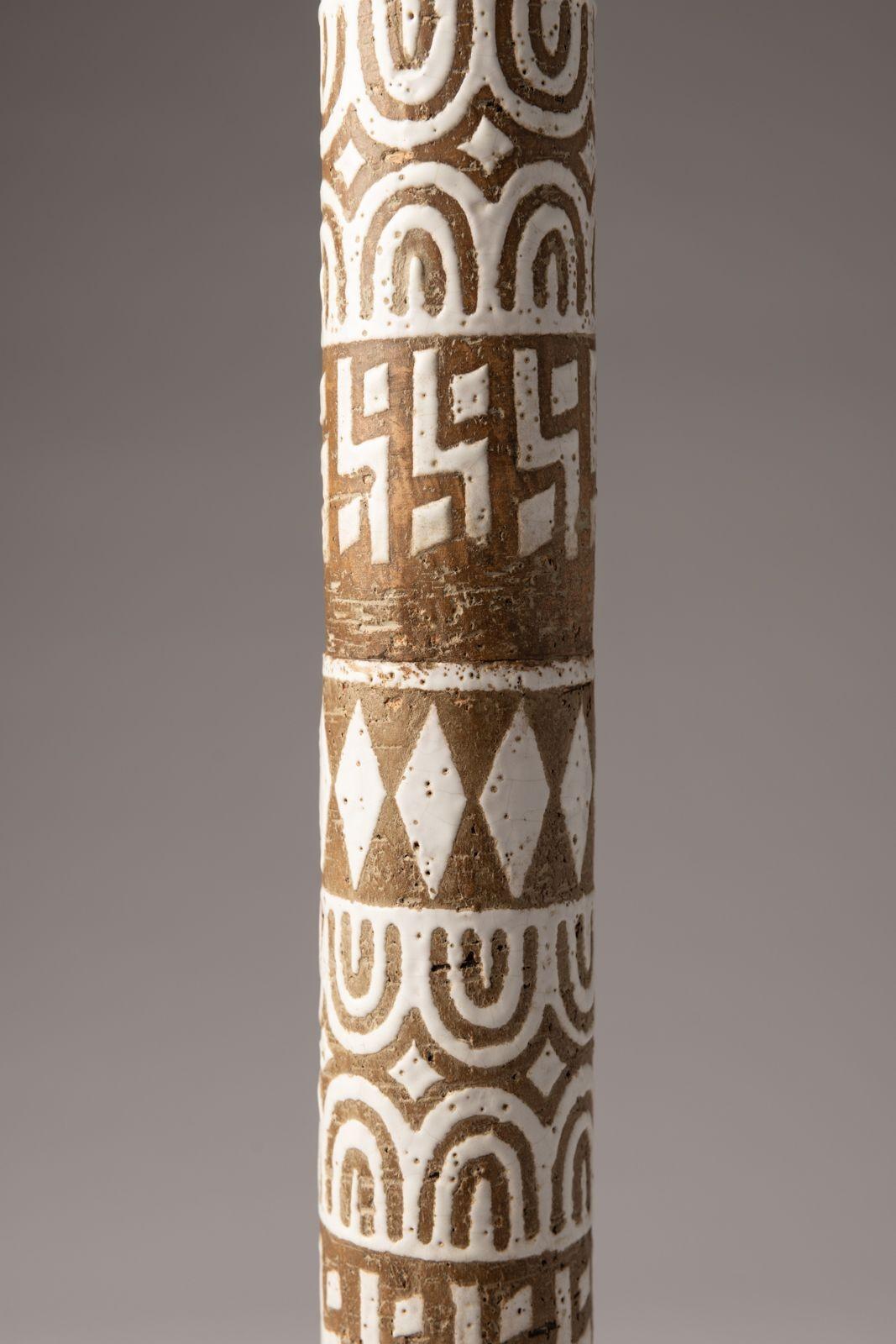 Ugo Zaccagnini Lampada da Tavolo Sgraffito Primative in Ceramica Italiana del Mid-Century Design in vendita 4