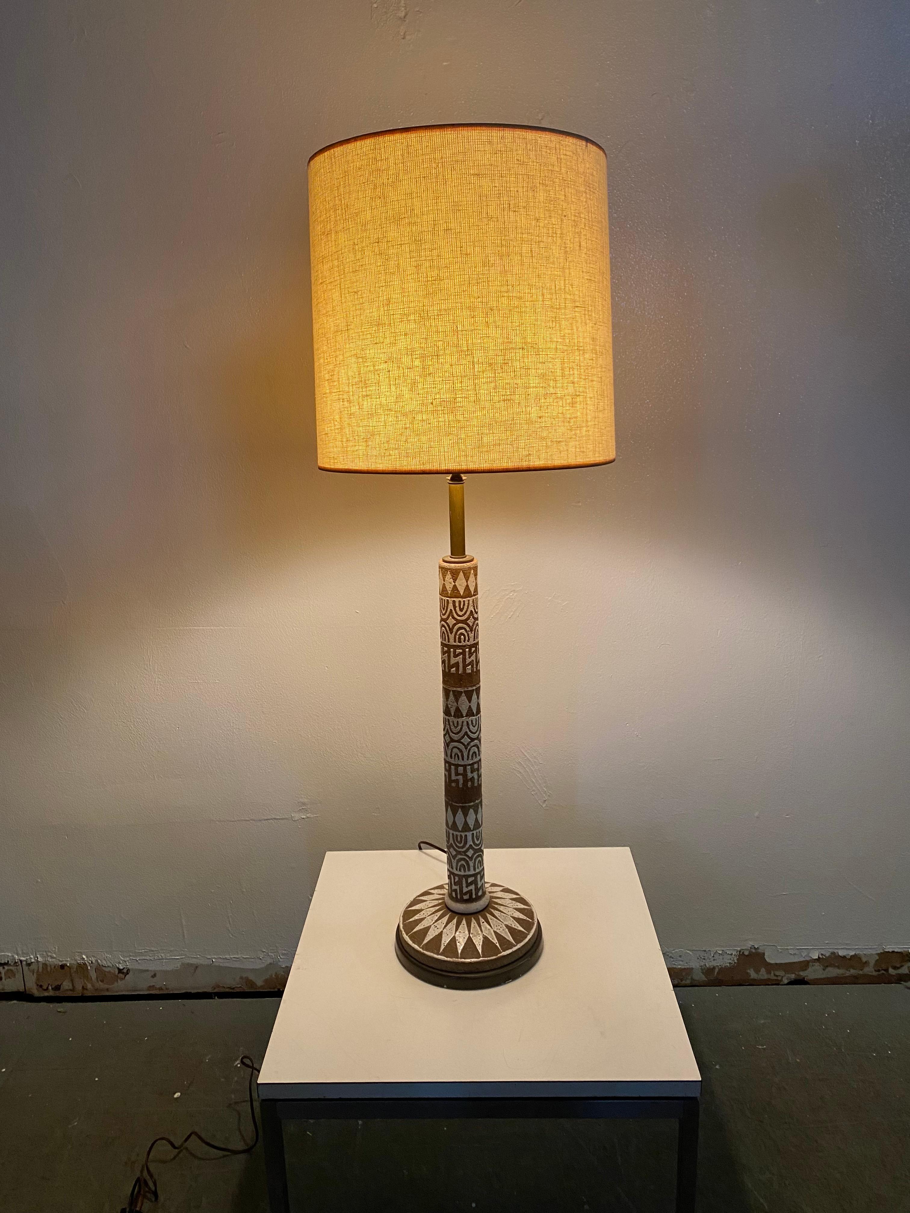 Ugo Zaccagnini Italian Ceramic Sgraffito Primative Design Table Lamp Midcentury 1