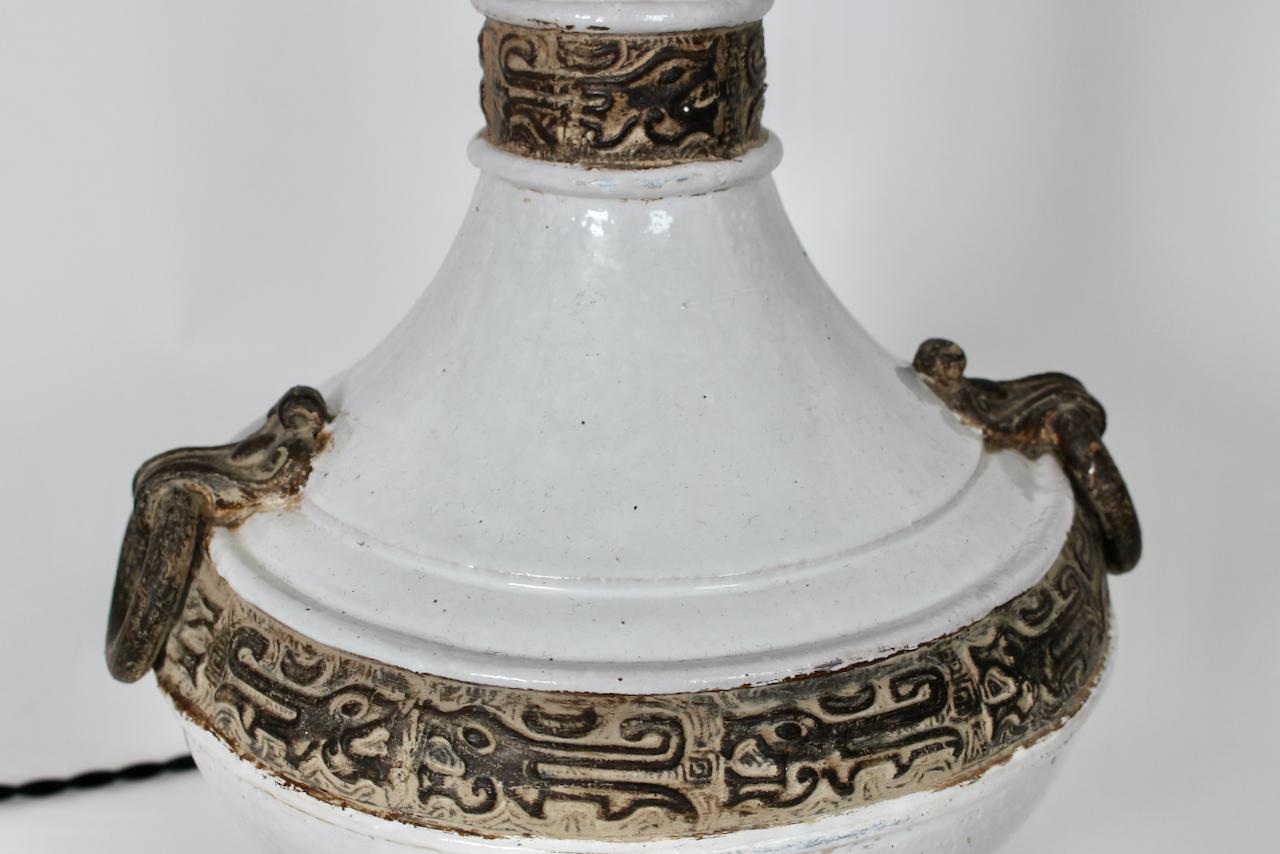 Ugo Zaccagnini Ming-Stil Off-White & Cocoa Banded Glazed Pottery Lamp, um 1960 im Angebot 5