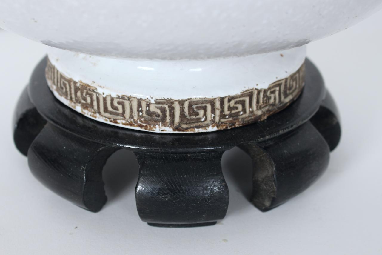Ugo Zaccagnini Ming Style Cocoa Banded Off White Glazed Pottery Lamp, C. 1960 For Sale 11