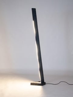 Lampada da terra in legno di metà secolo, scultura FORTUNA