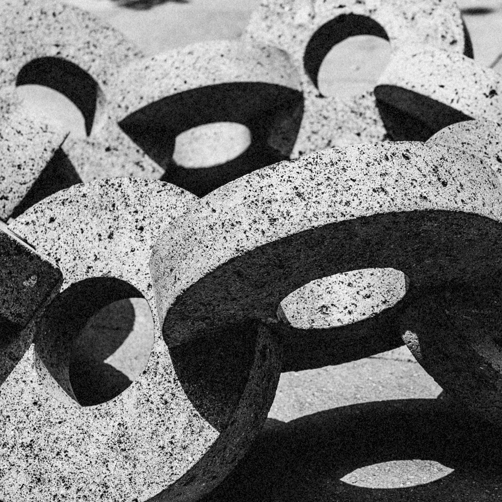 Ulama, Sculptural Geometric Mexican Lava Stone Center Table by Pedro Cerisola For Sale 7