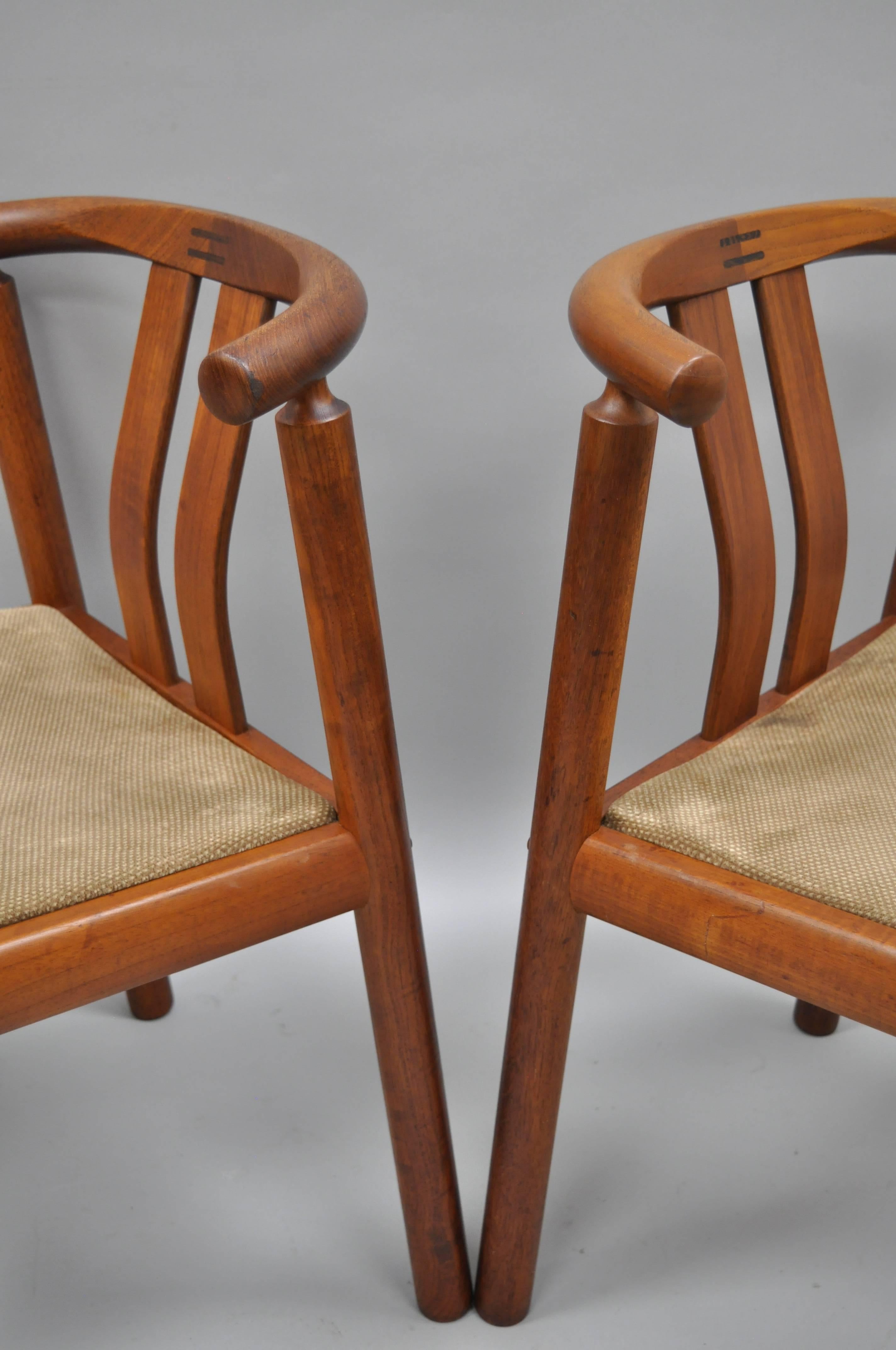 Uldum Danish Modern Teak Dining Chairs Curved Back, Set of Six 3