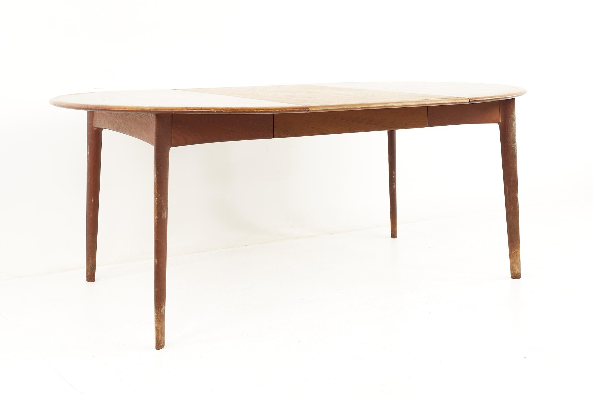 Uldum Mobelfabrik Style Mid Century Danish Teak Round Dining Table For Sale 1