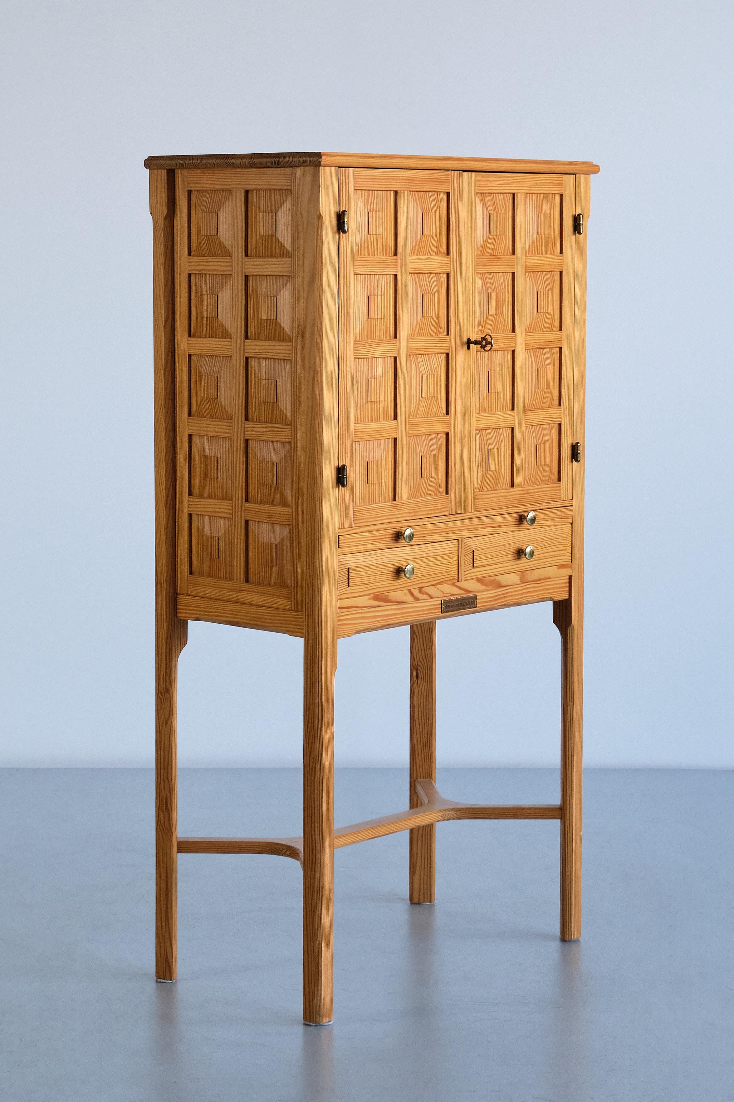 Swedish Ulf Ekdahl Cabinet in Solid Pine Wood and Brass, Nybro, Sweden, 1979 For Sale