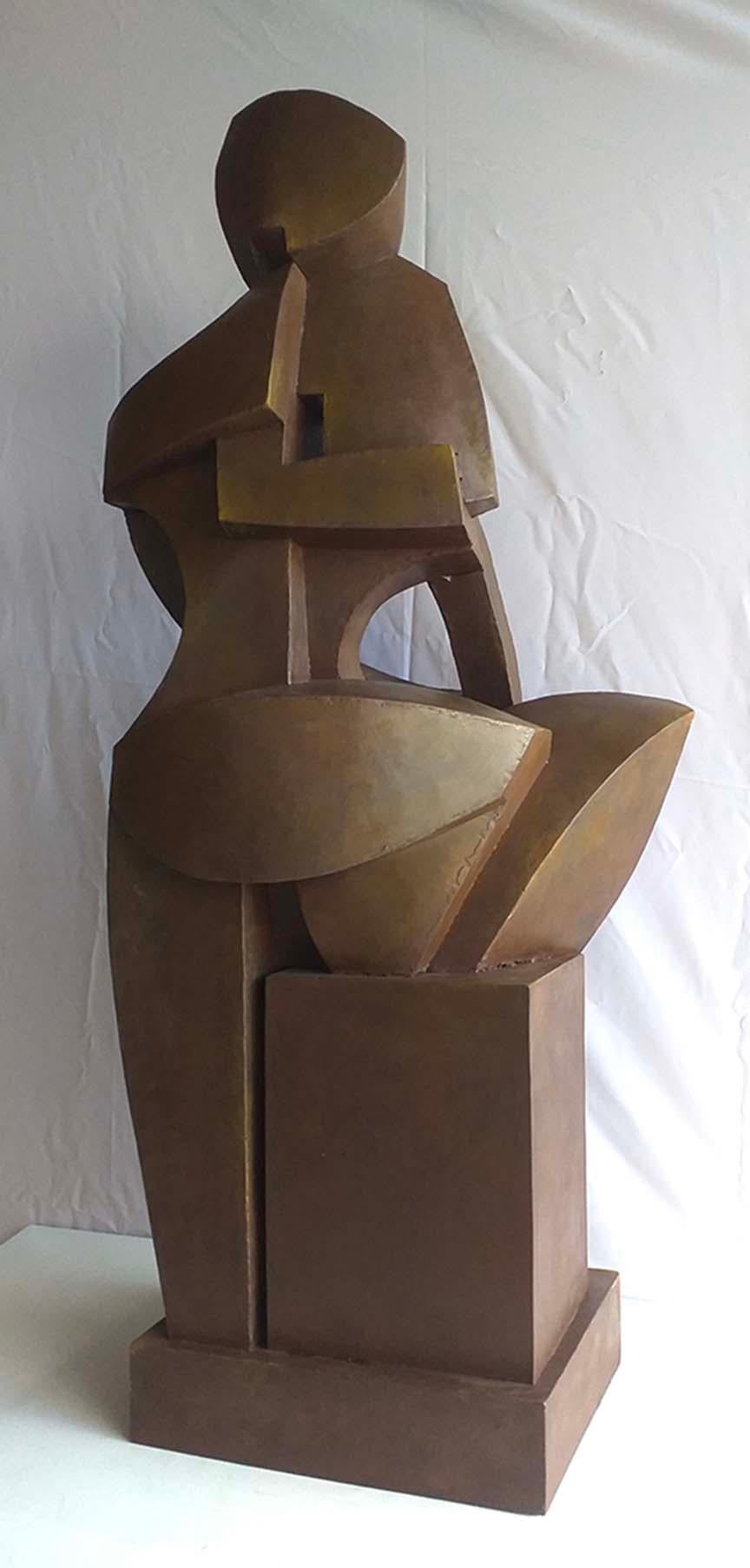 Amantes - Sculpture by Ulises Jimenez Obregon