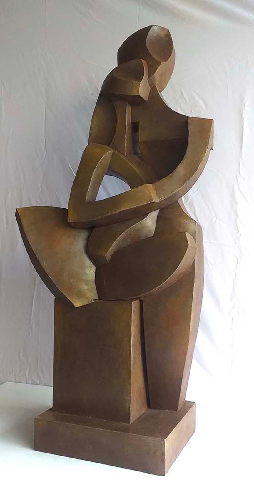 Ulises Jimenez Obregon Figurative Sculpture - Amantes