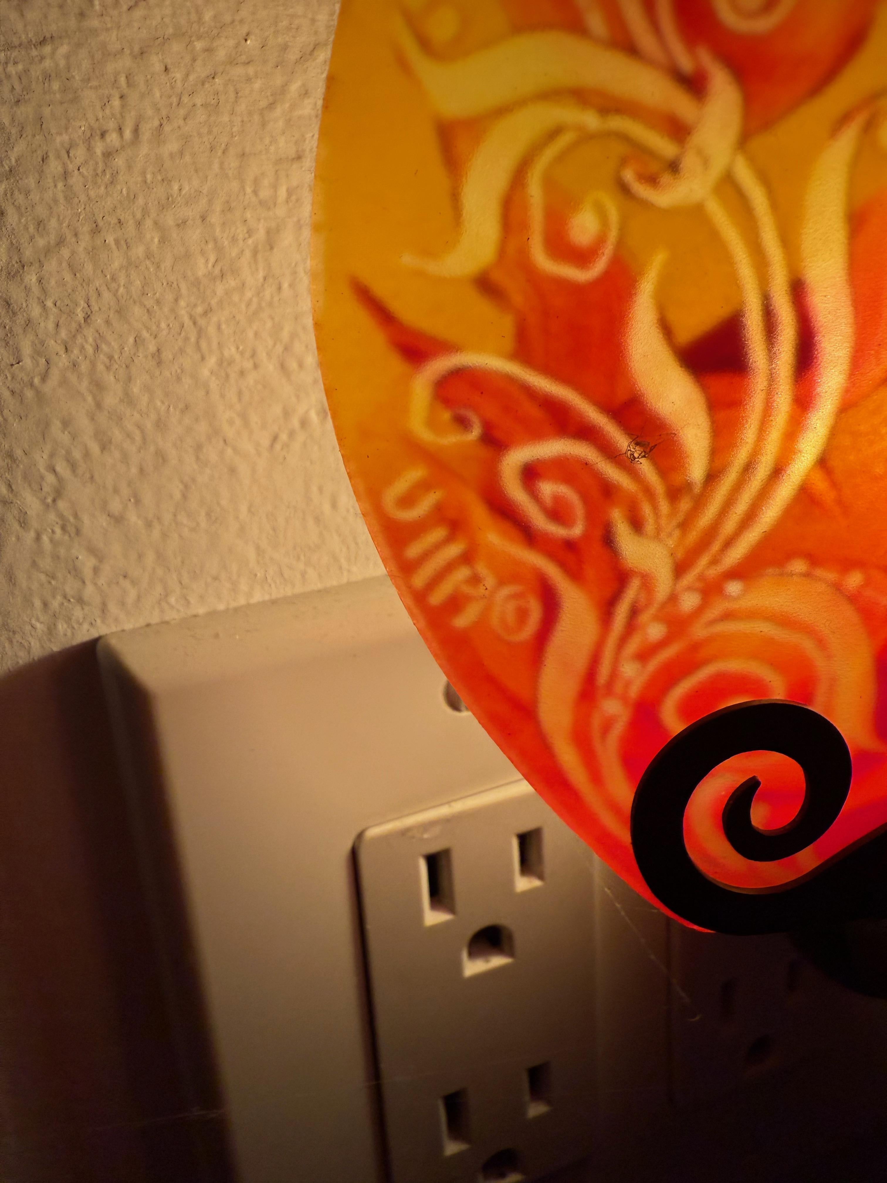 Columpio con luz nocturna firmado por Ulla Darni en venta 5