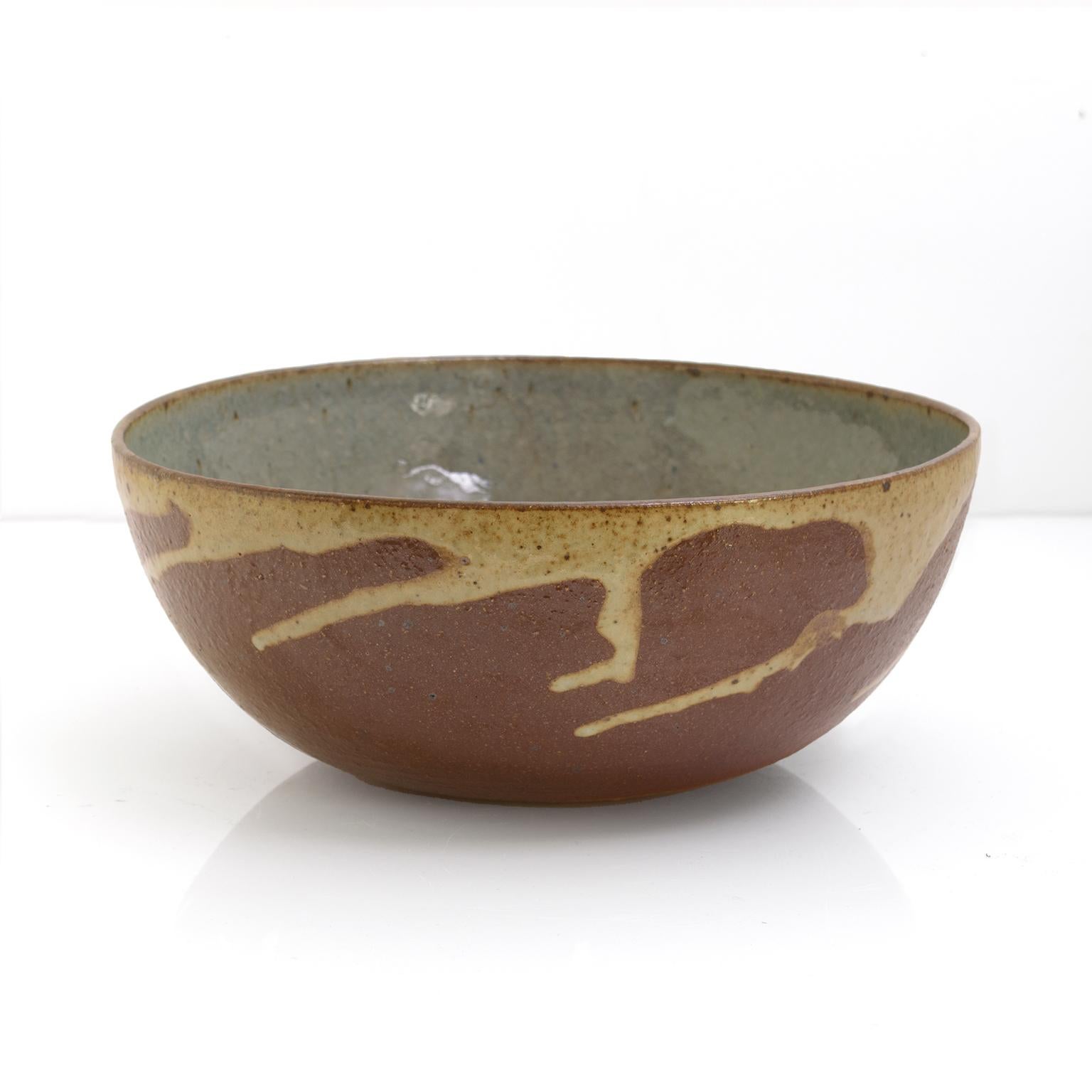 Ulla & Gustav Kraitz Hand Thrown and Glazed Ceramic Bowl, Sweden, 1976 In Good Condition For Sale In New York, NY