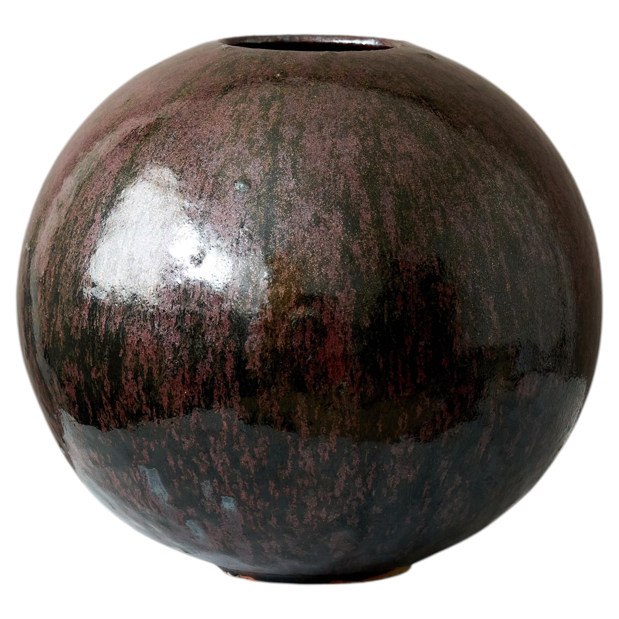 Ulla & Gustav Kraitz, Large Unique Stoneware Spherical Vase, Sweden, 1970s