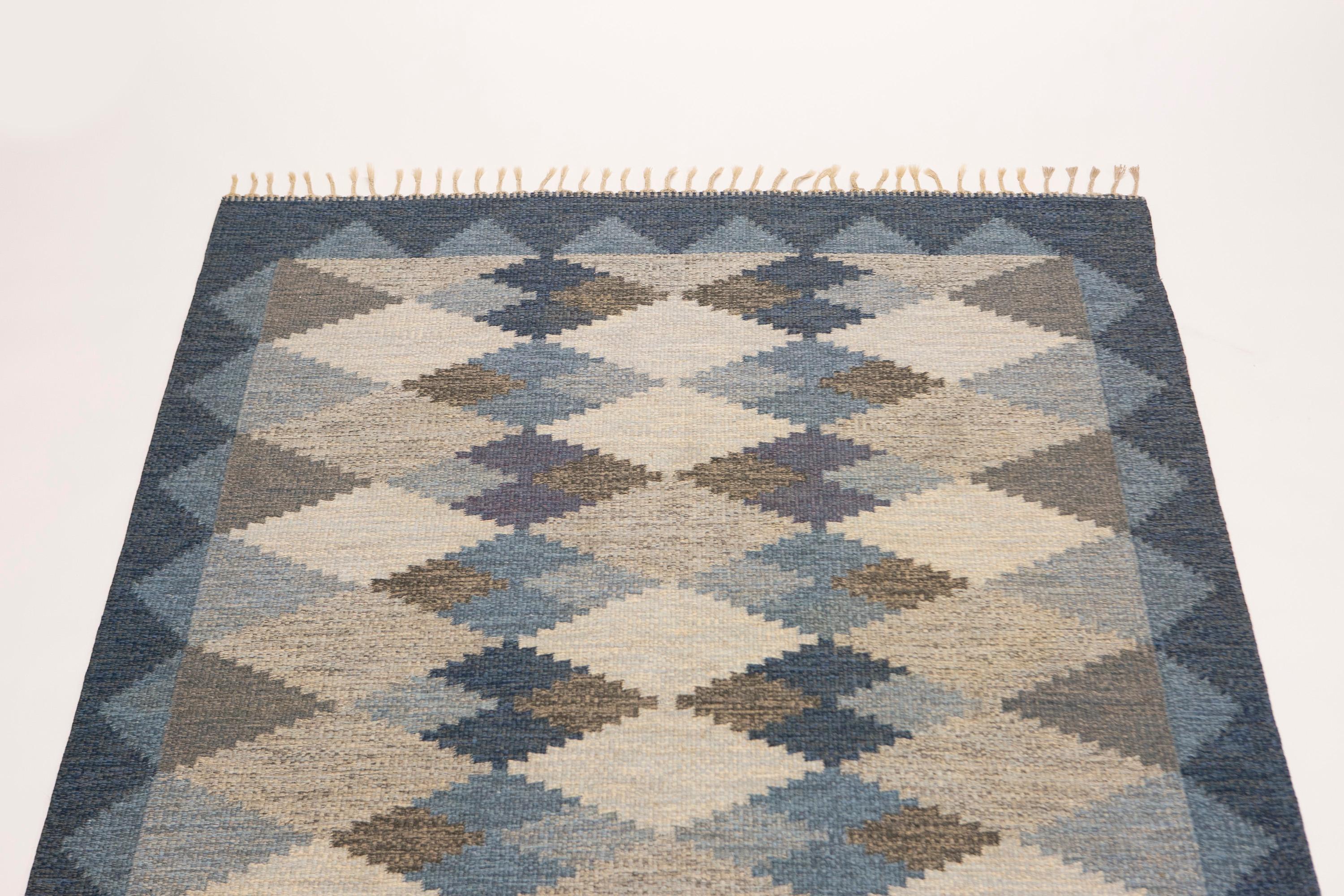 Mid-Century Modern Tapis suédois tissé à la main Ulla Parkdal, bleu-gris, tissé à plat - Suède, suédois 1960 en vente