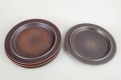 Ulla Procopé for Arabia. Four ceramic dinner plates. "Ruska” series. 1960s/70s