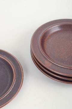 Ulla Procopé for Arabia. Four ceramic plates. "Ruska” series. 1960s/70s