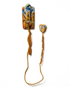 „Mustard Wall Phone“, Vintage-stickerei mit Nadelspitze-Stickerei für die Telefonkiste
