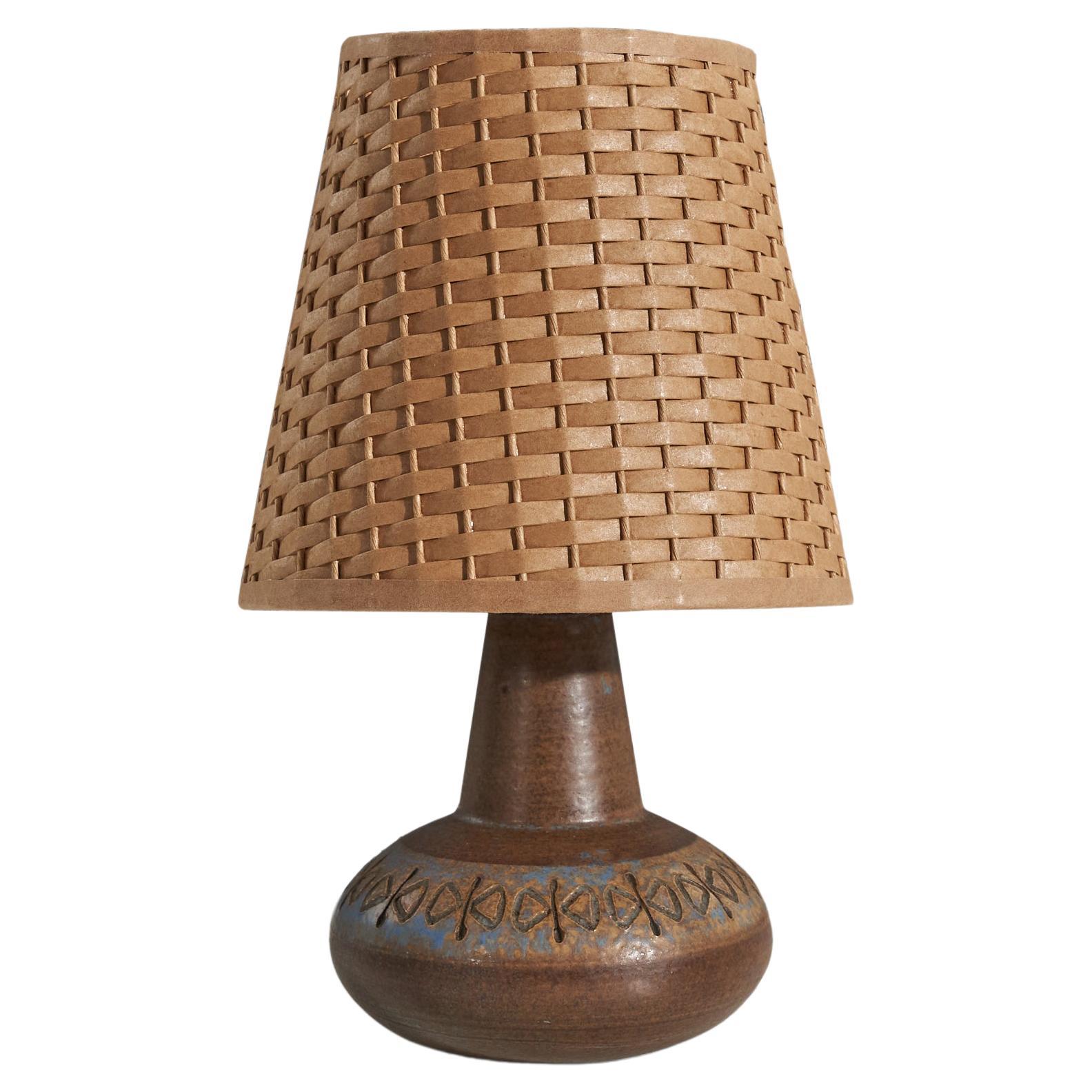 Ulla Winbladh, Brown Table Lamp, Glazed Incised Stoneware, Sweden, 1950s For Sale
