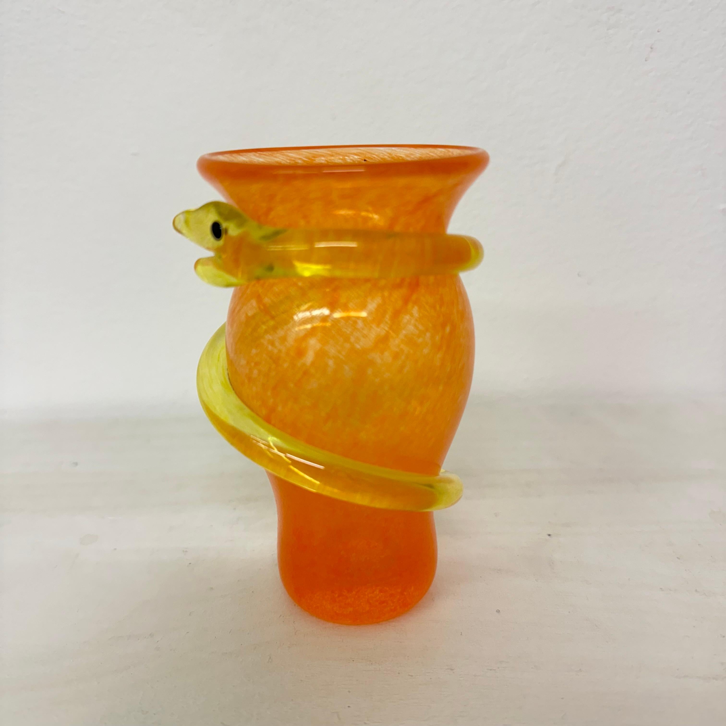 Ulrica Hydman für Kosta Boda Miniatur-Vase Schlange, 1980er Jahre Schweden im Angebot 6