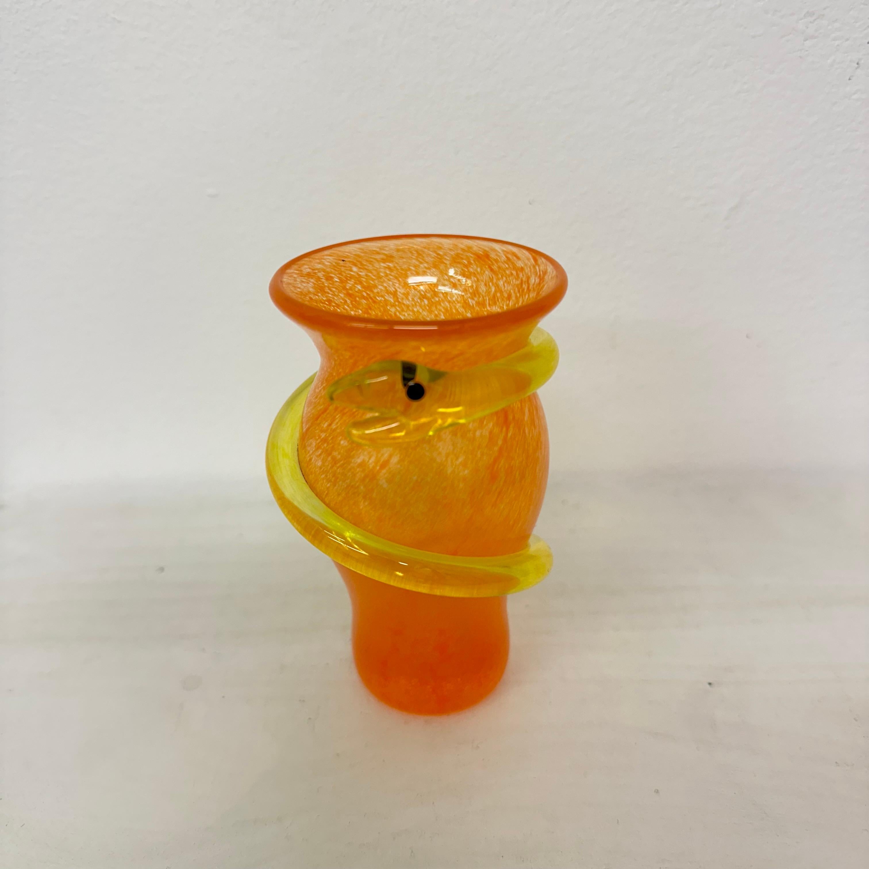 Ulrica Hydman für Kosta Boda Miniatur-Vase Schlange, 1980er Jahre Schweden (Ende des 20. Jahrhunderts) im Angebot