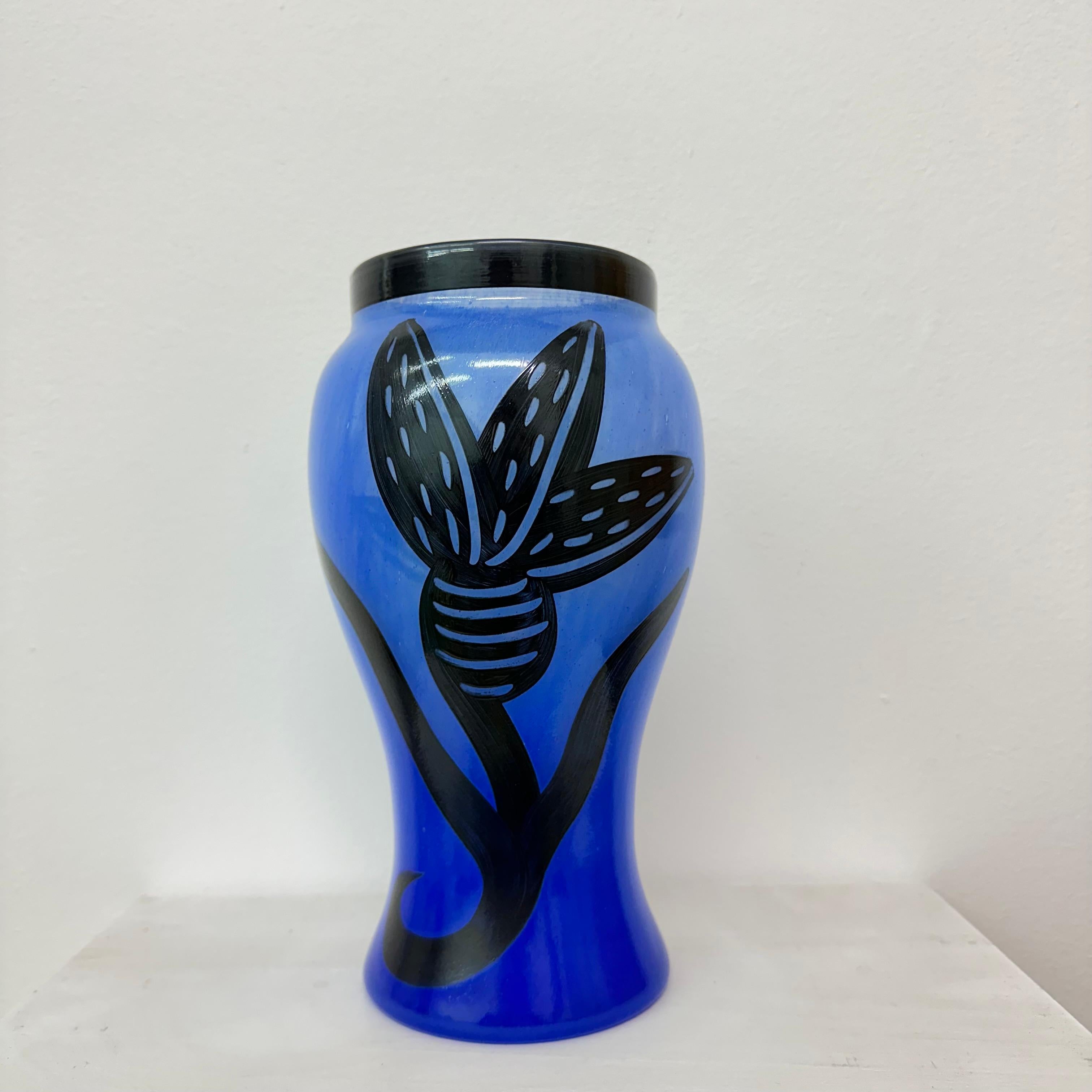 Ulrica Hydman Vallien für Kosta Boda, Vase „Carmba“, Schweden, 1990er-Jahre (Moderne der Mitte des Jahrhunderts) im Angebot
