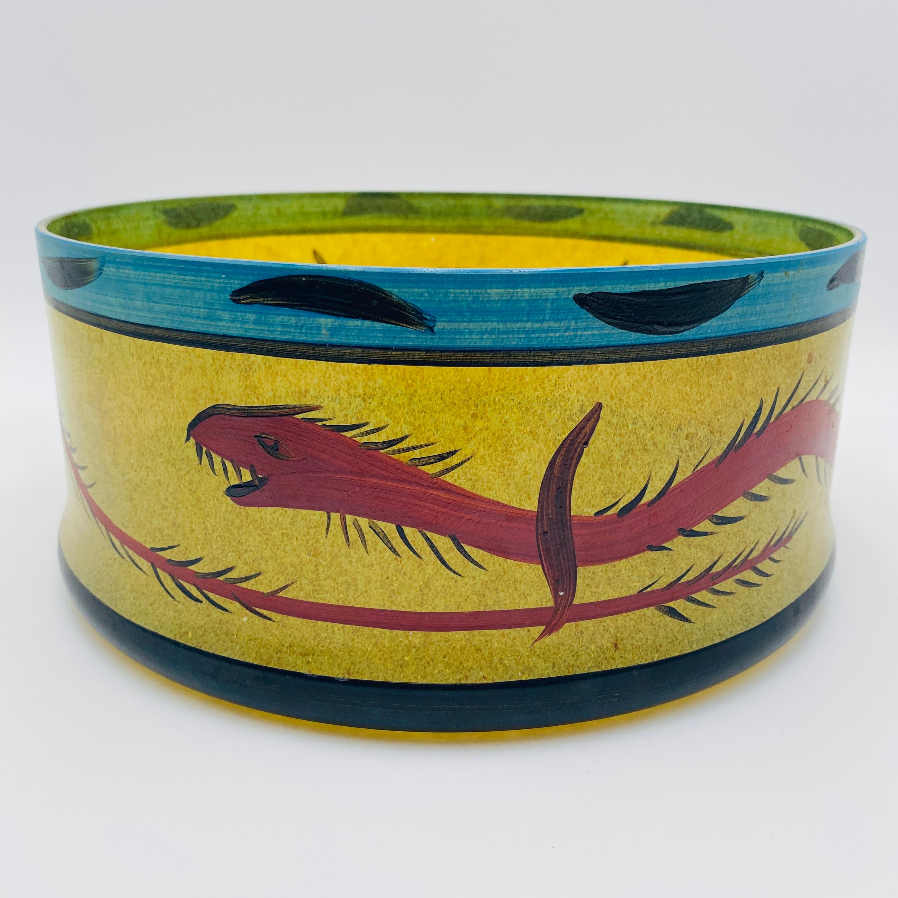 Mid-Century Modern Ulrica Hydman-Vallien pour Kosta Boda Bol peint à la main Signé en vente