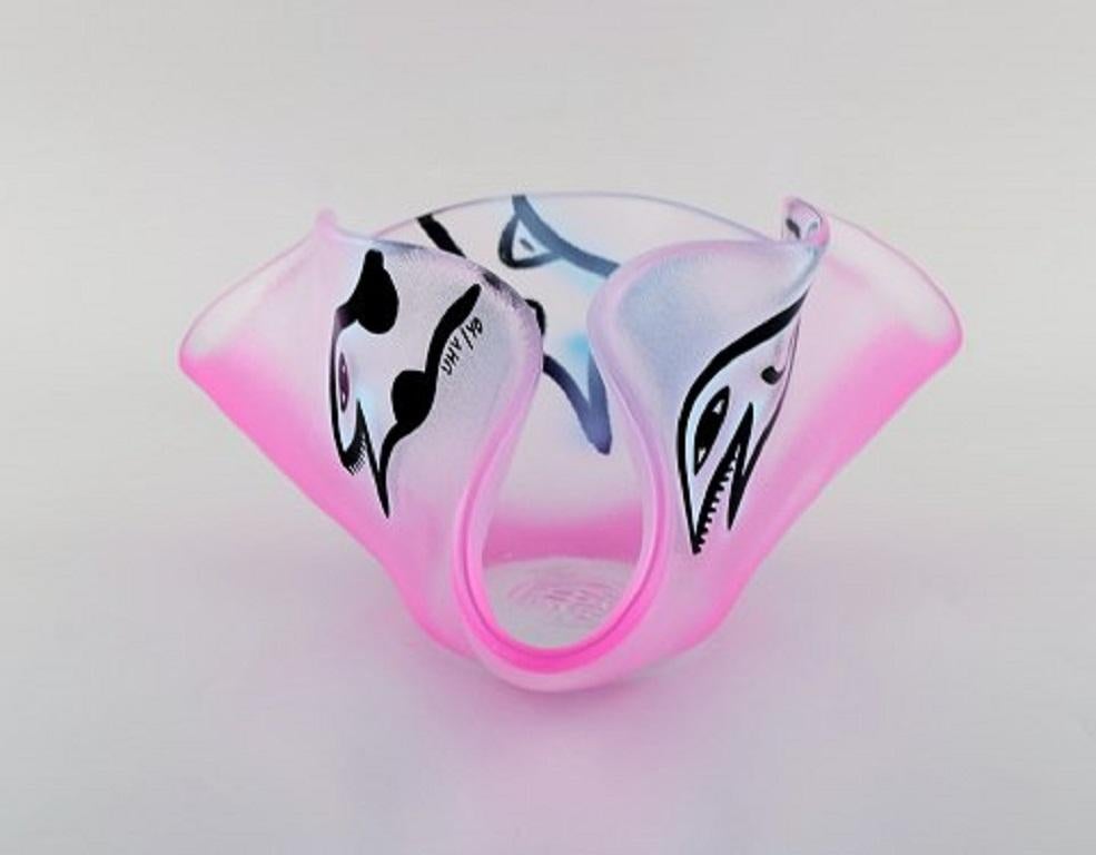 Scandinavian Modern Ulrica Hydman Vallien for Kosta Boda, Large Bowl in Pink Mouth Blown Art Glass