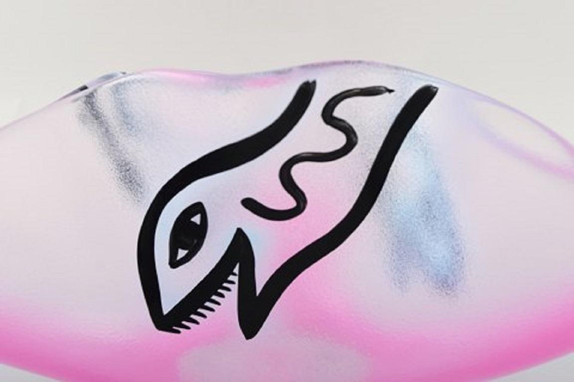 Ulrica Hydman Vallien for Kosta Boda, Large Bowl in Pink Mouth Blown Art Glass In Good Condition In Copenhagen, DK