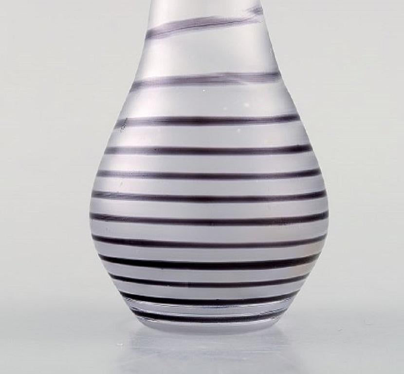 Ulrica Hydman Vallien for Kosta Boda, Sweden, Vase in Clear Art Glass, 1980s In Excellent Condition In Copenhagen, DK