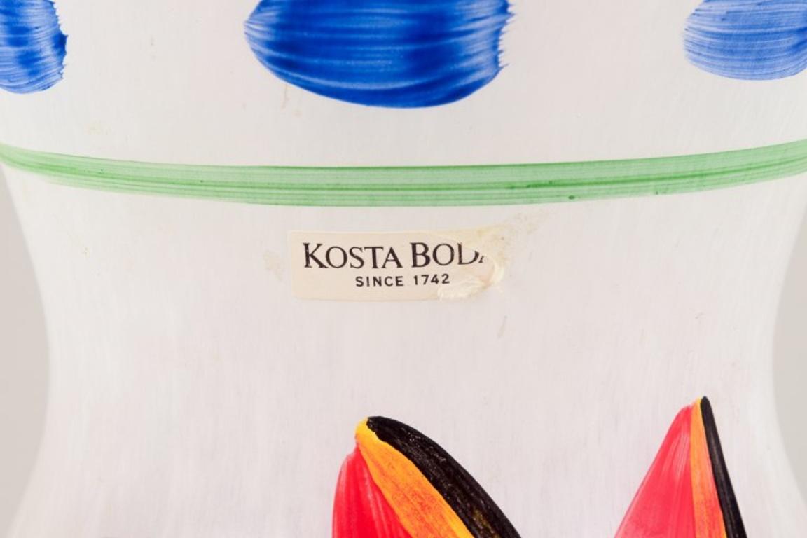Ulrica Hydman Vallien pour Kosta Boda. Vase Tulip en verre d'art Excellent état - En vente à Copenhagen, DK