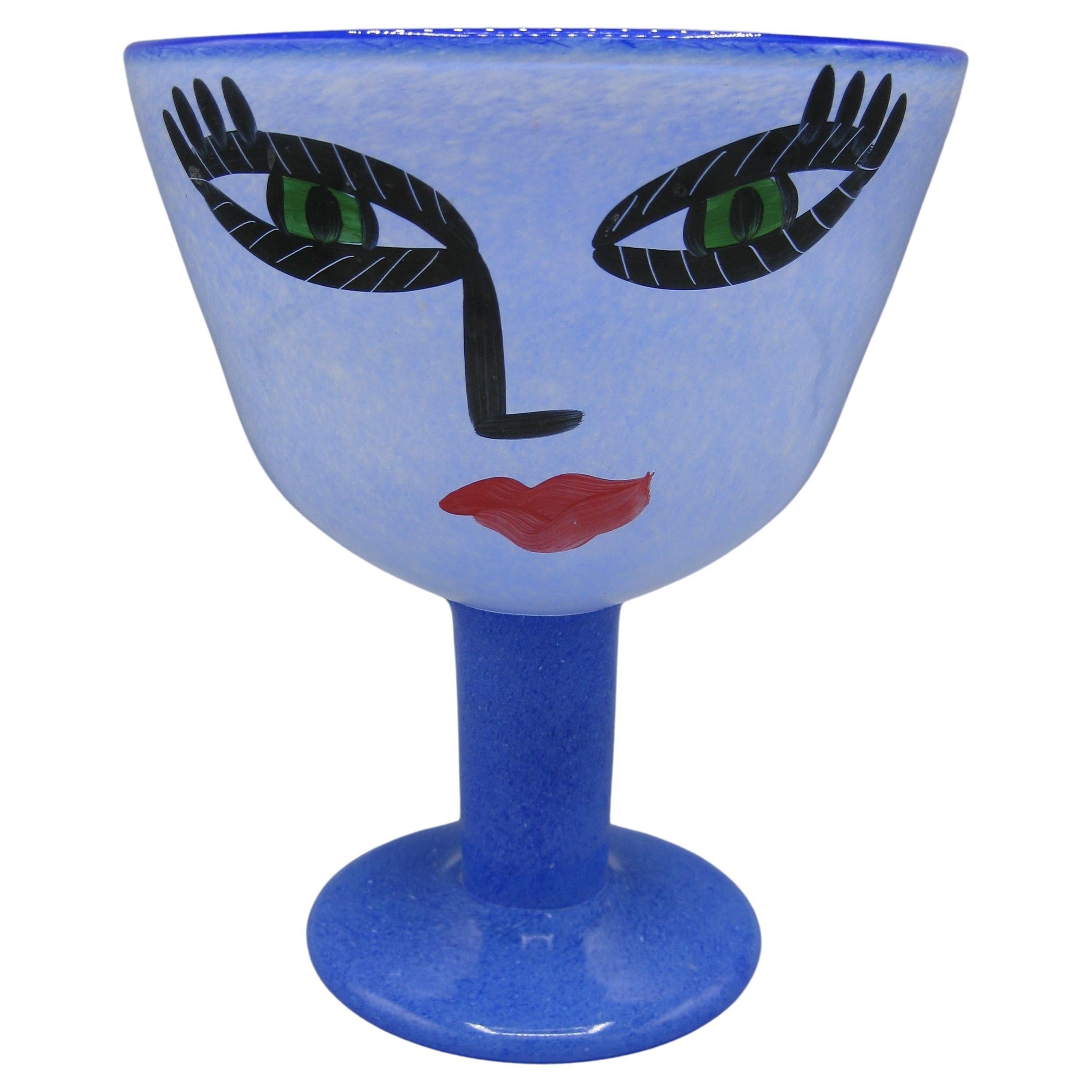 Ulrica Hydman-Vallien "Open Minds" Kosta Boda Art Glass Large Face Bowl Vase en vente