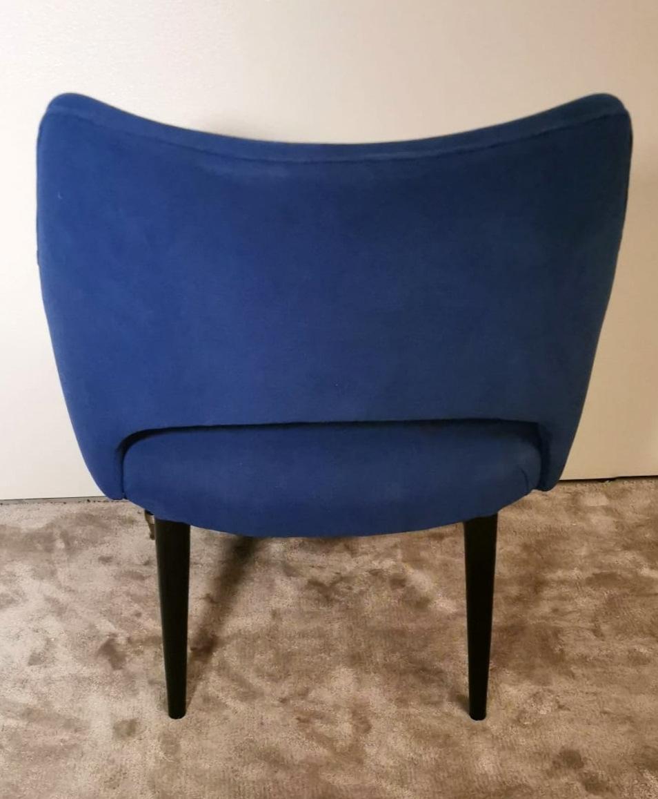 Ulrich Guglielmo Style Pair of Vintage Italian Blue Alcantara Armchairs For Sale 3