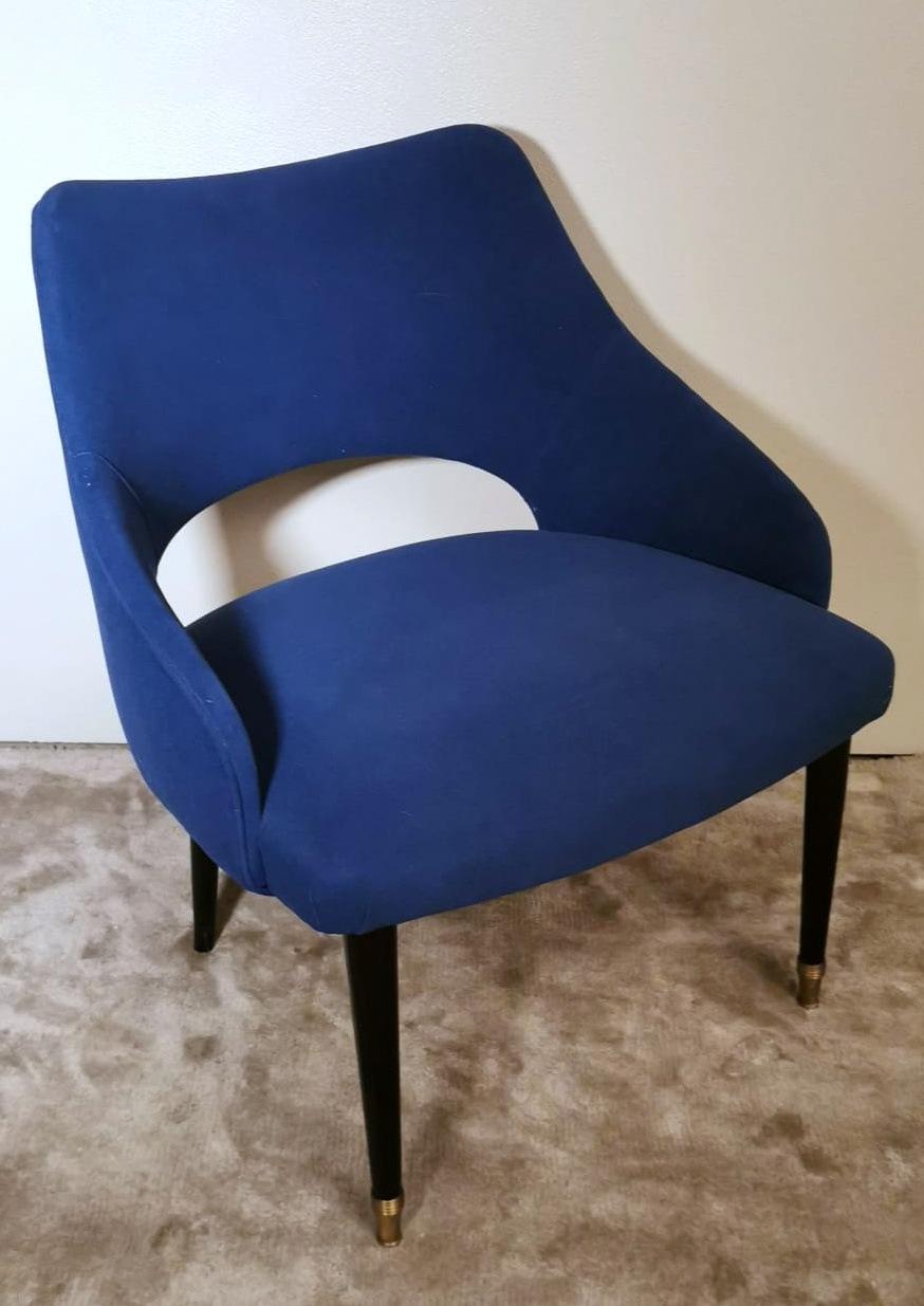 Paire de fauteuils italiens vintage Alcantara bleu de style Ulrich Guglielmo en vente 2
