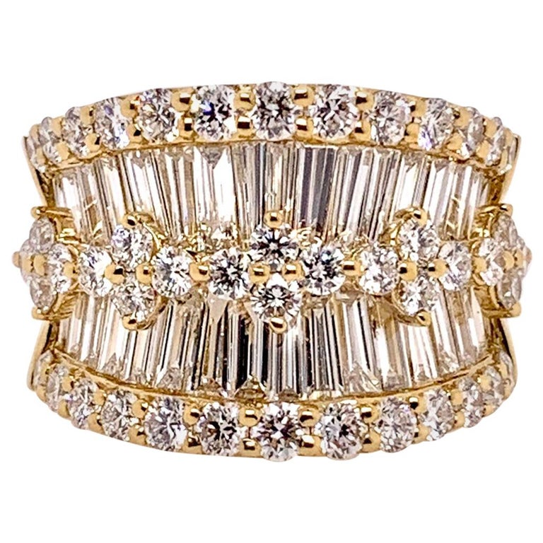 Ultimate Diamond Cocktail Ring Band in 18 Karat Yellow Gold For Sale at ...
