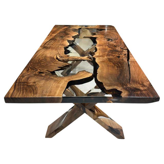 2024 - Walnut Wood Ultra Clear Epoxy Resin Dining Table For Sale at 1stDibs