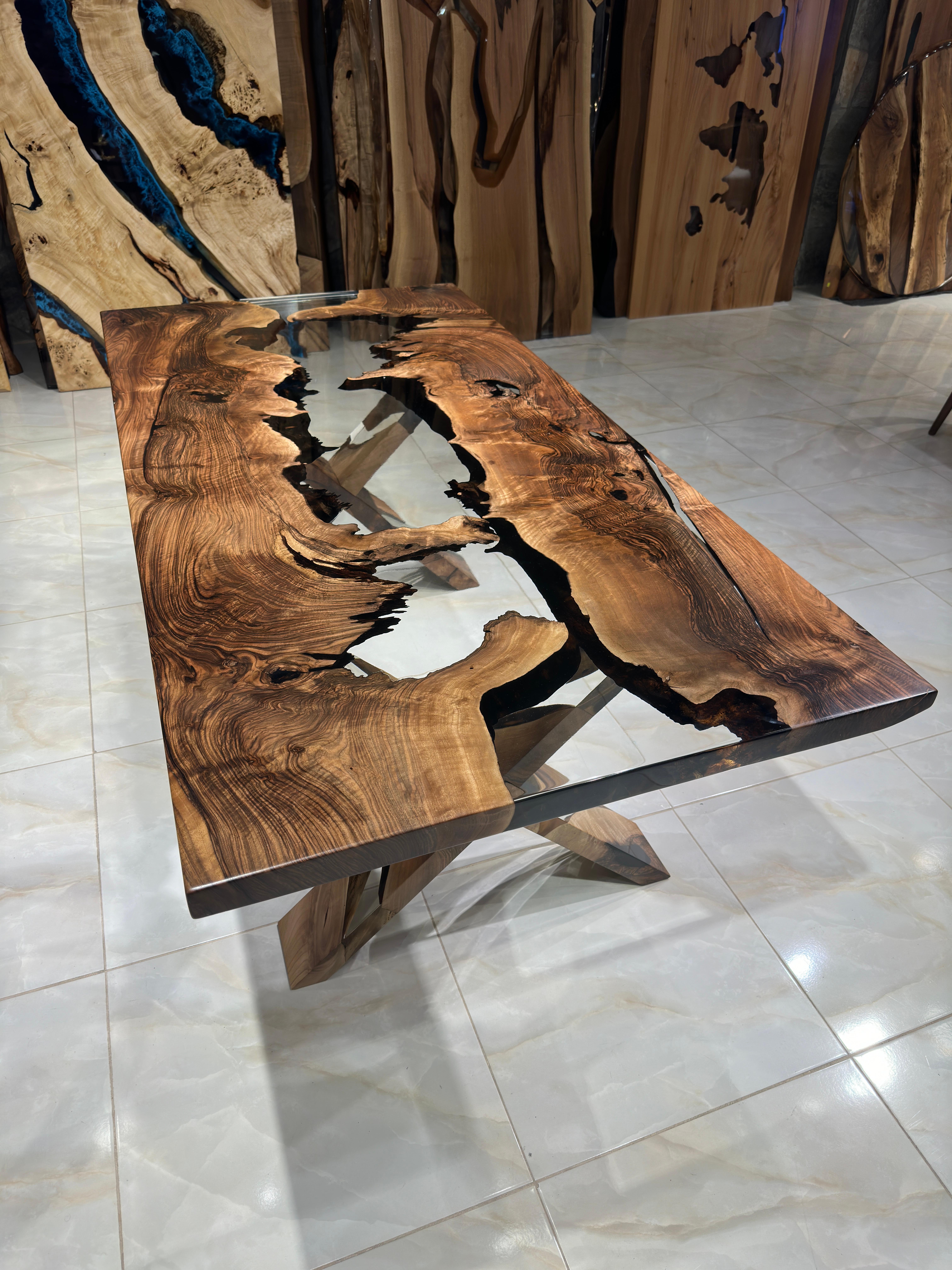 Ultra Clear Black Walnut Wood Epoxy Resin River Table - Massive Wood Table In Distressed Condition For Sale In İnegöl, TR