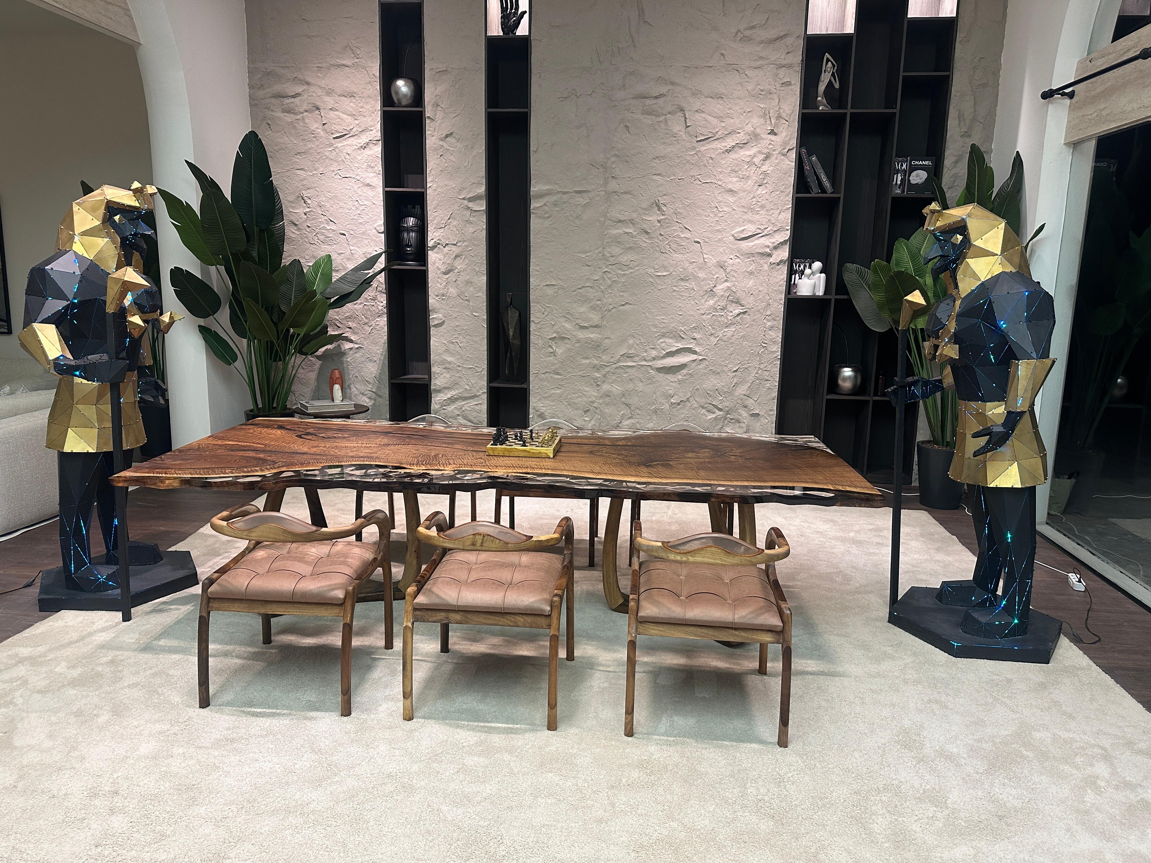 Table de salle à manger en résine époxy ultra claire et ondulée - Table en résine époxy et bois en vente 1