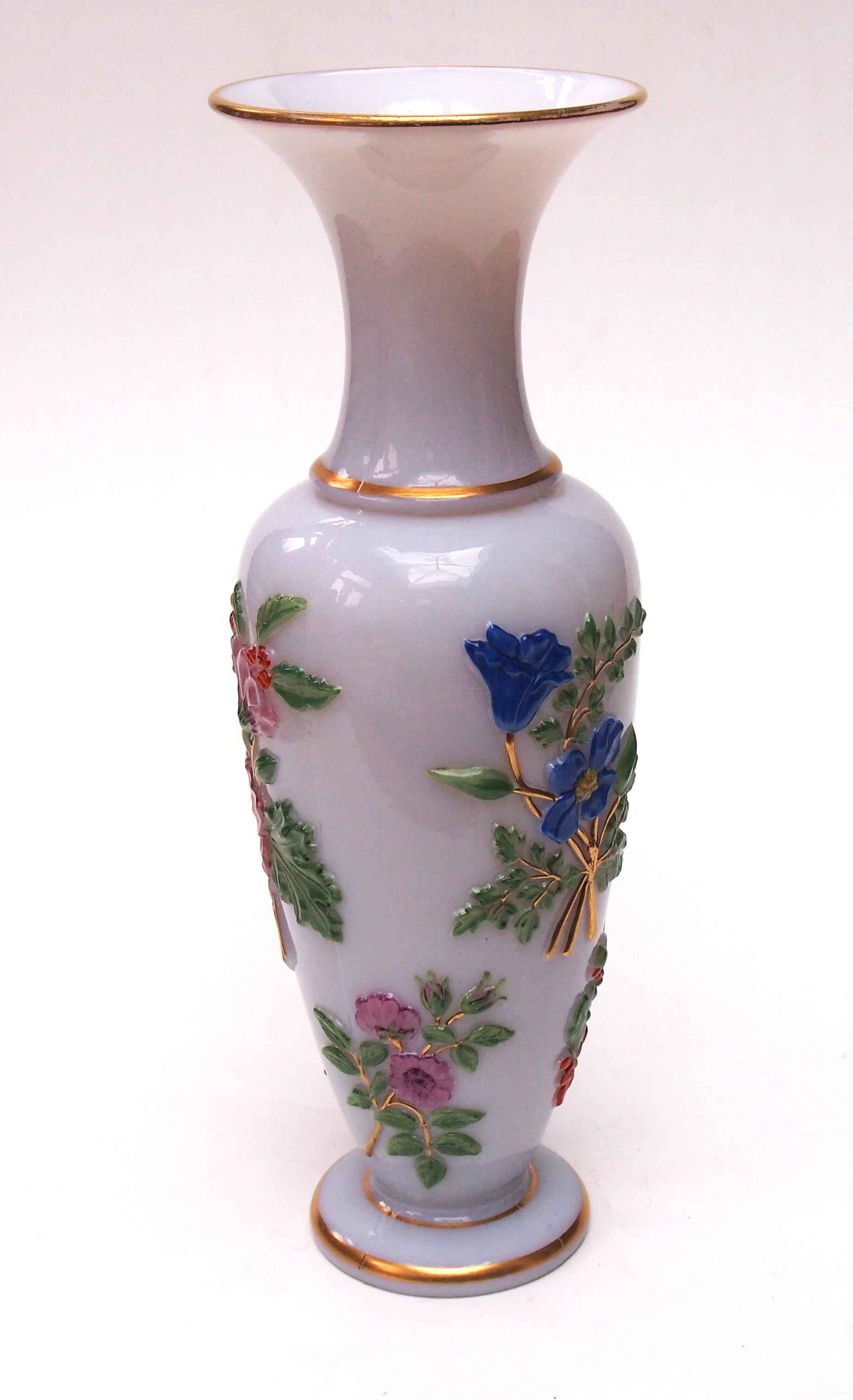 Jarrón Floral Policromo de Cristal de Baccarat Ultra Temprano c1855 Napoleón III en venta