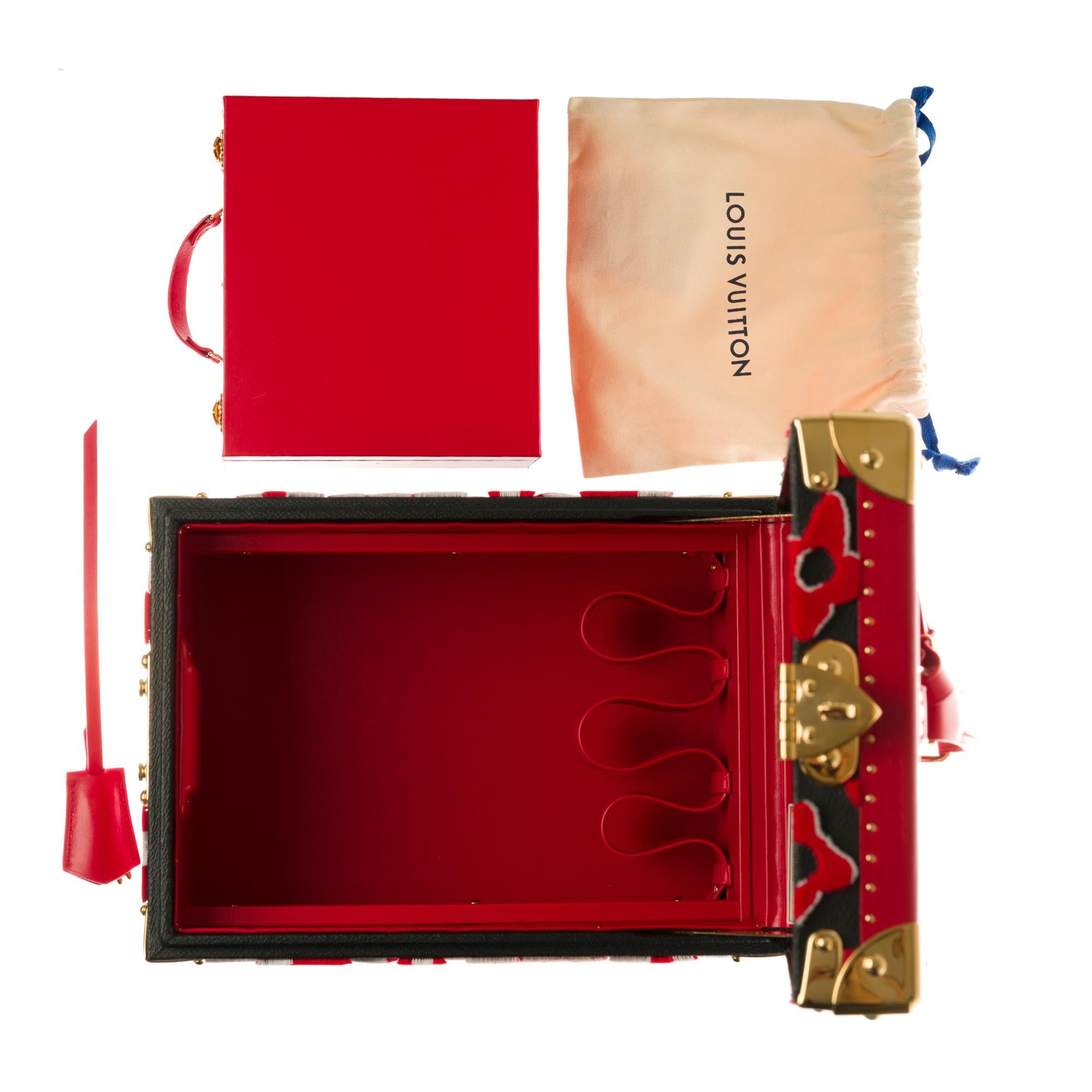 Ultra limited/Few pieces in the world/Louis Vuitton Vanity Case in red Tufa 3