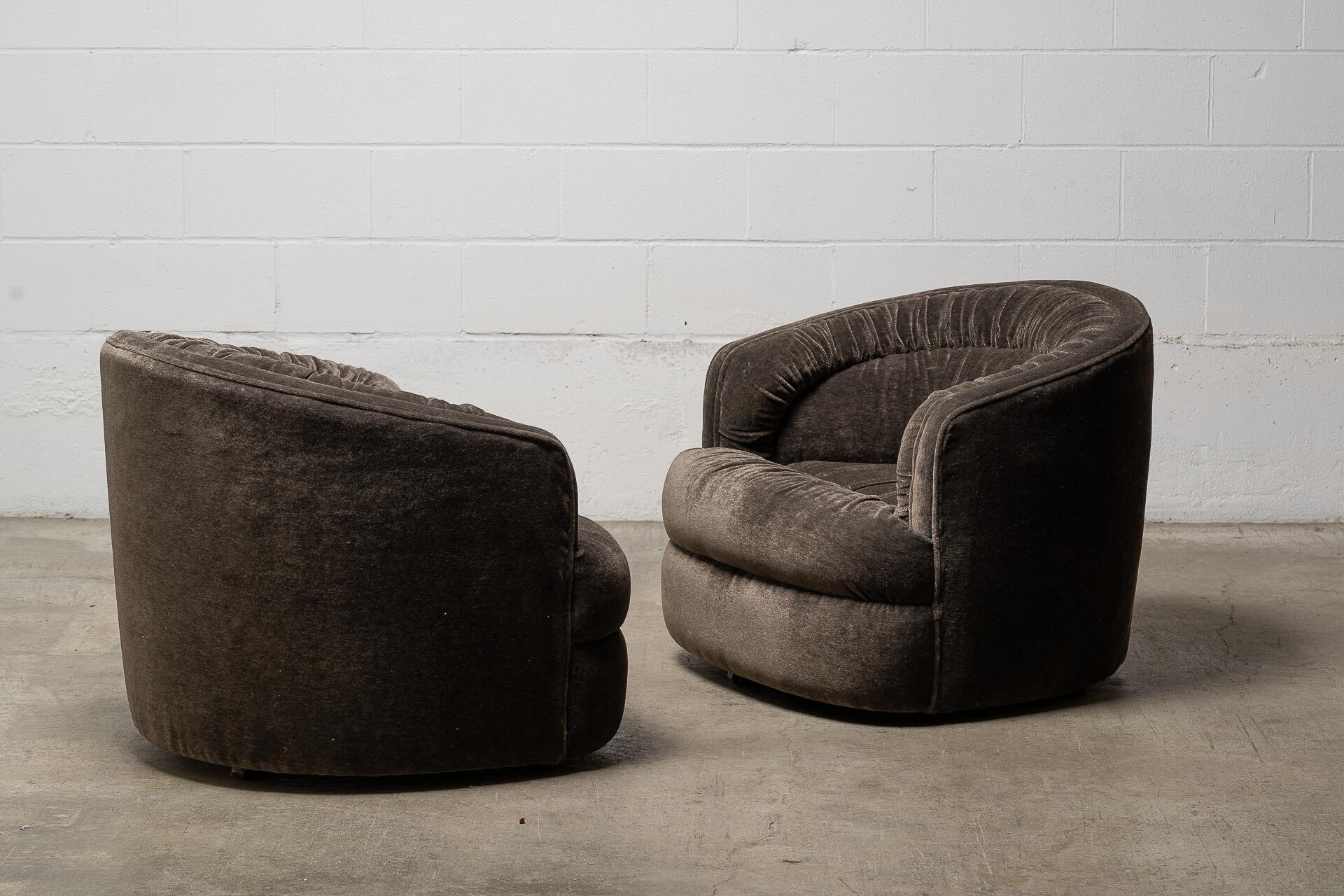 Mid-Century Modern Ultra-Plush 1960s Swivel Chairs by Selig For Sale
