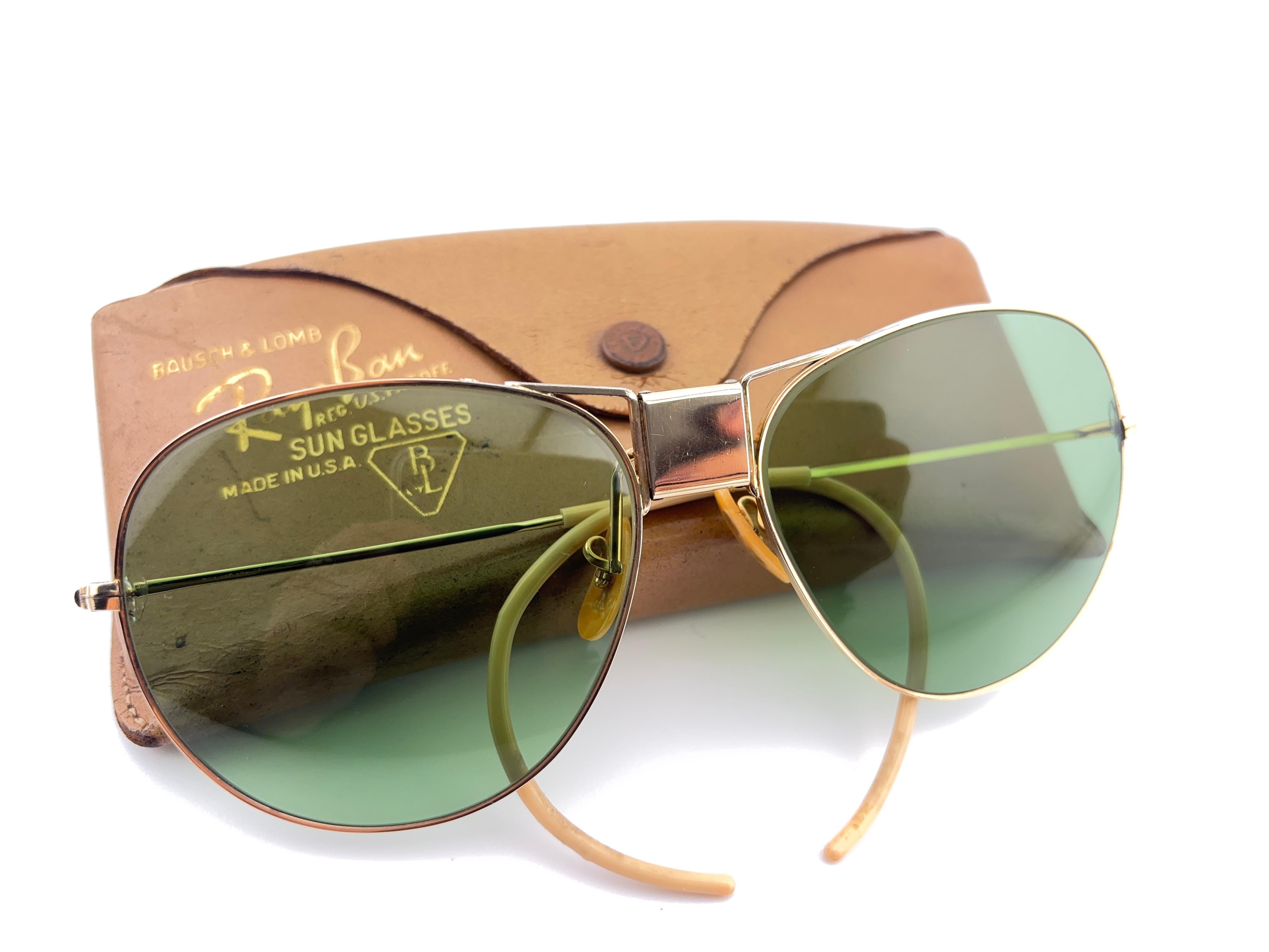 Rarissimi occhiali da sole Bausch & Lomb Ray Ban Classic con cerniera in oro degli anni '40 in vendita 4